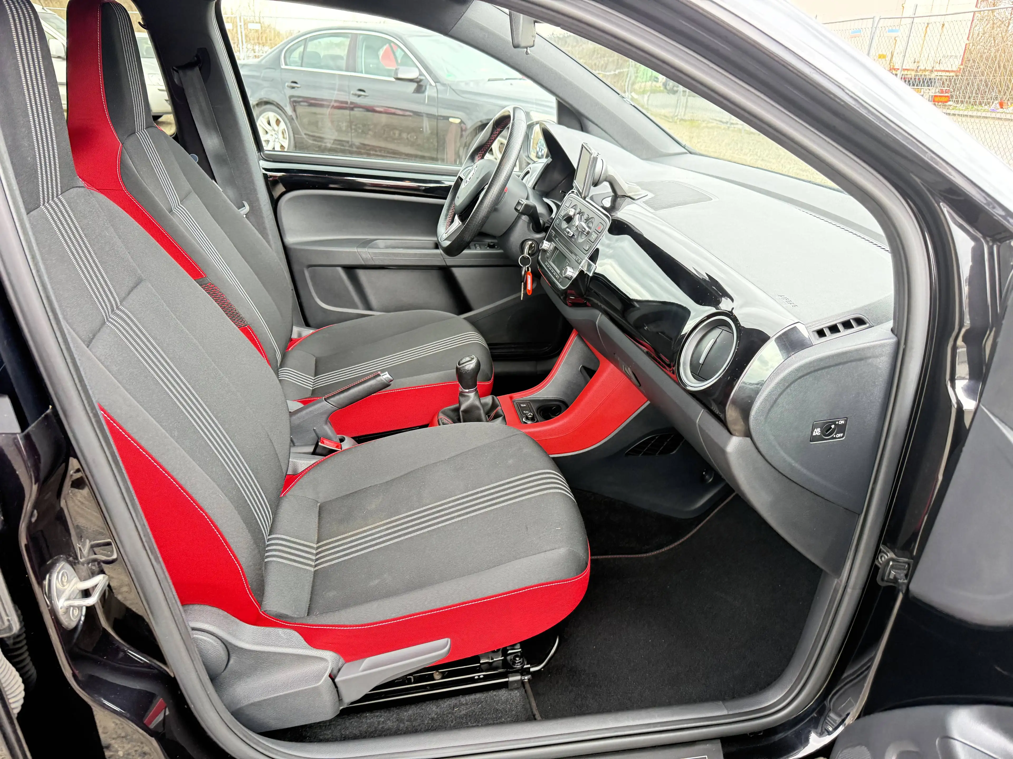 Skoda Citigo 1.0L *Monte Carlo* 52tKm *Klima*Navi.*TÜV NEU* — photo 12