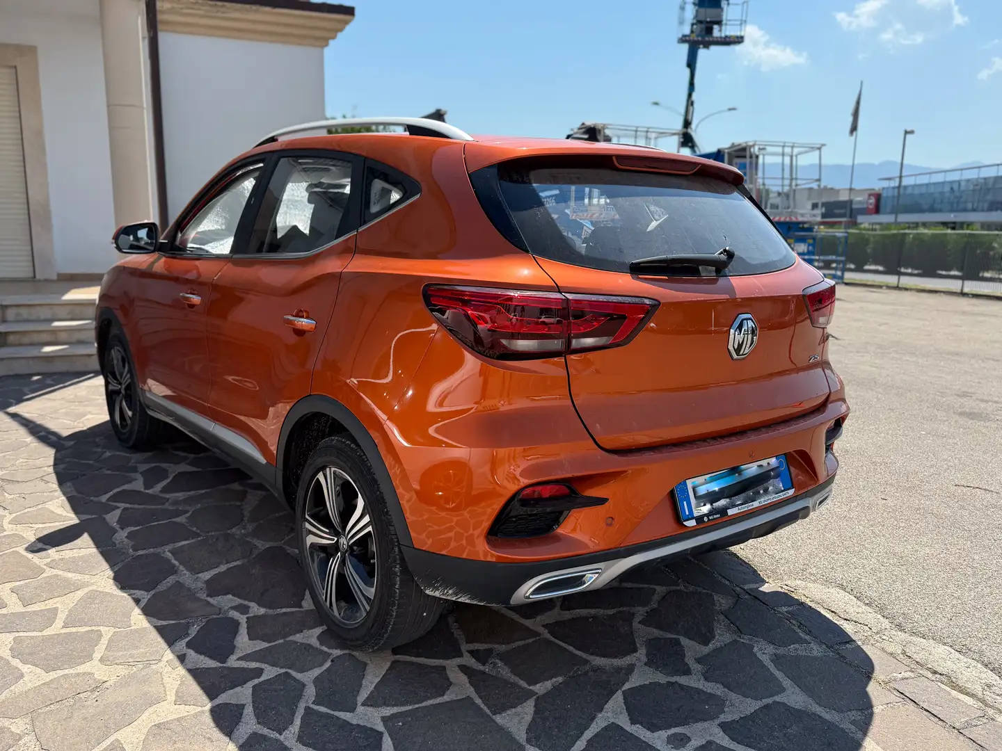 MG ZS ZS 2021 1.5 Comfort Arancione - 1