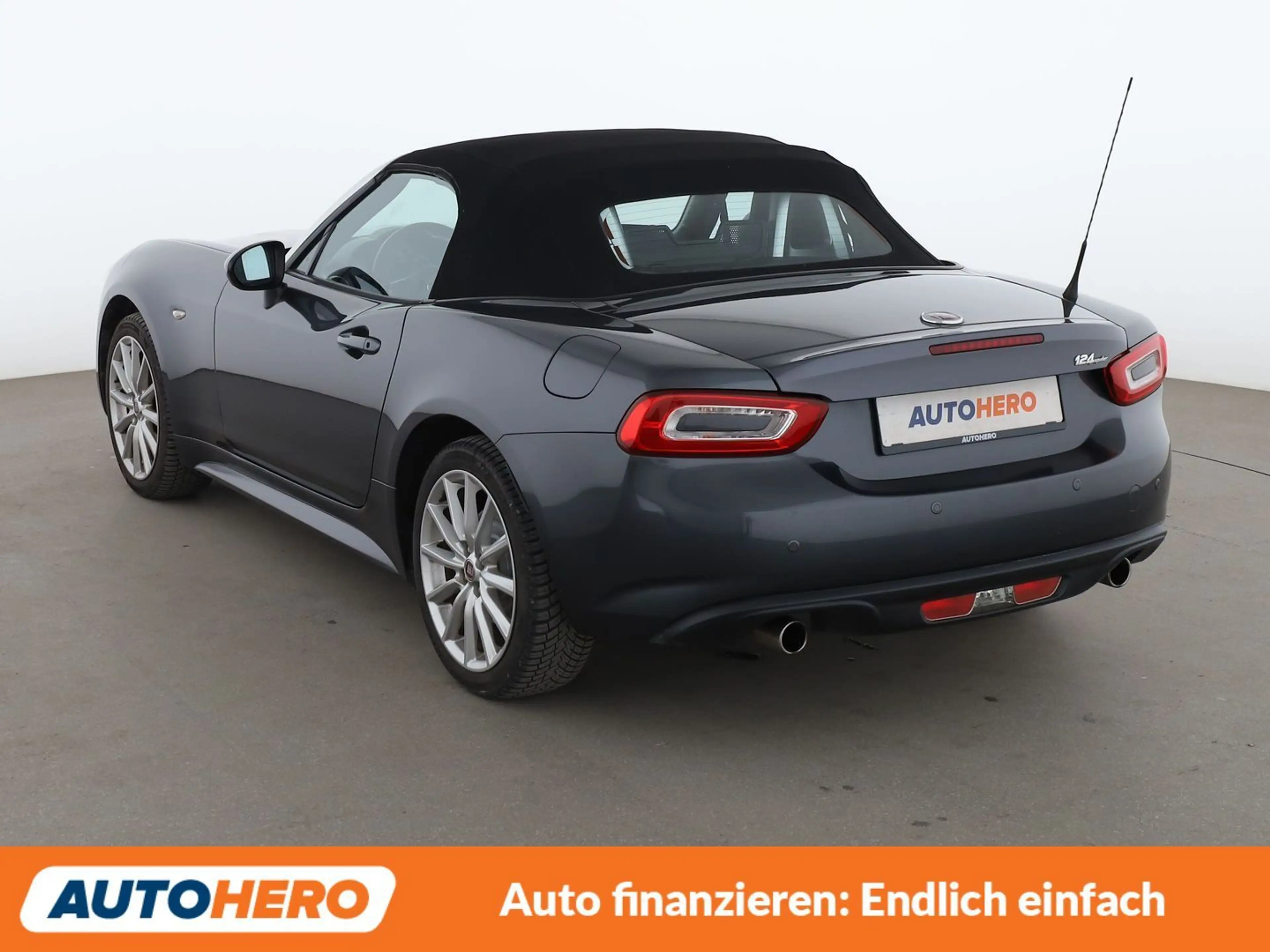 Fiat 124 Spider 1.4 Turbo Lusso*CABRIO*PDC*SHZ*KLIMA*TEMPO* — photo 4