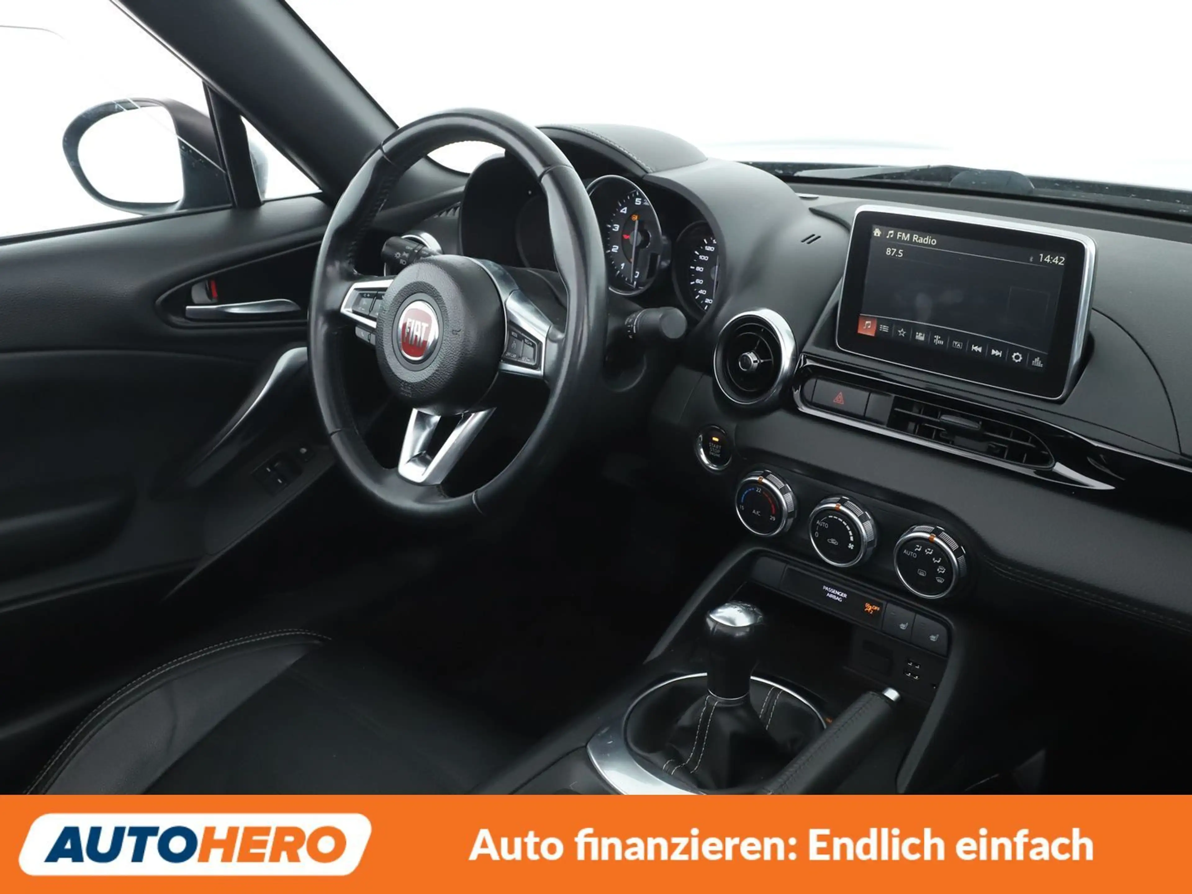 Fiat 124 Spider 1.4 Turbo Lusso*CABRIO*PDC*SHZ*KLIMA*TEMPO* — photo 13