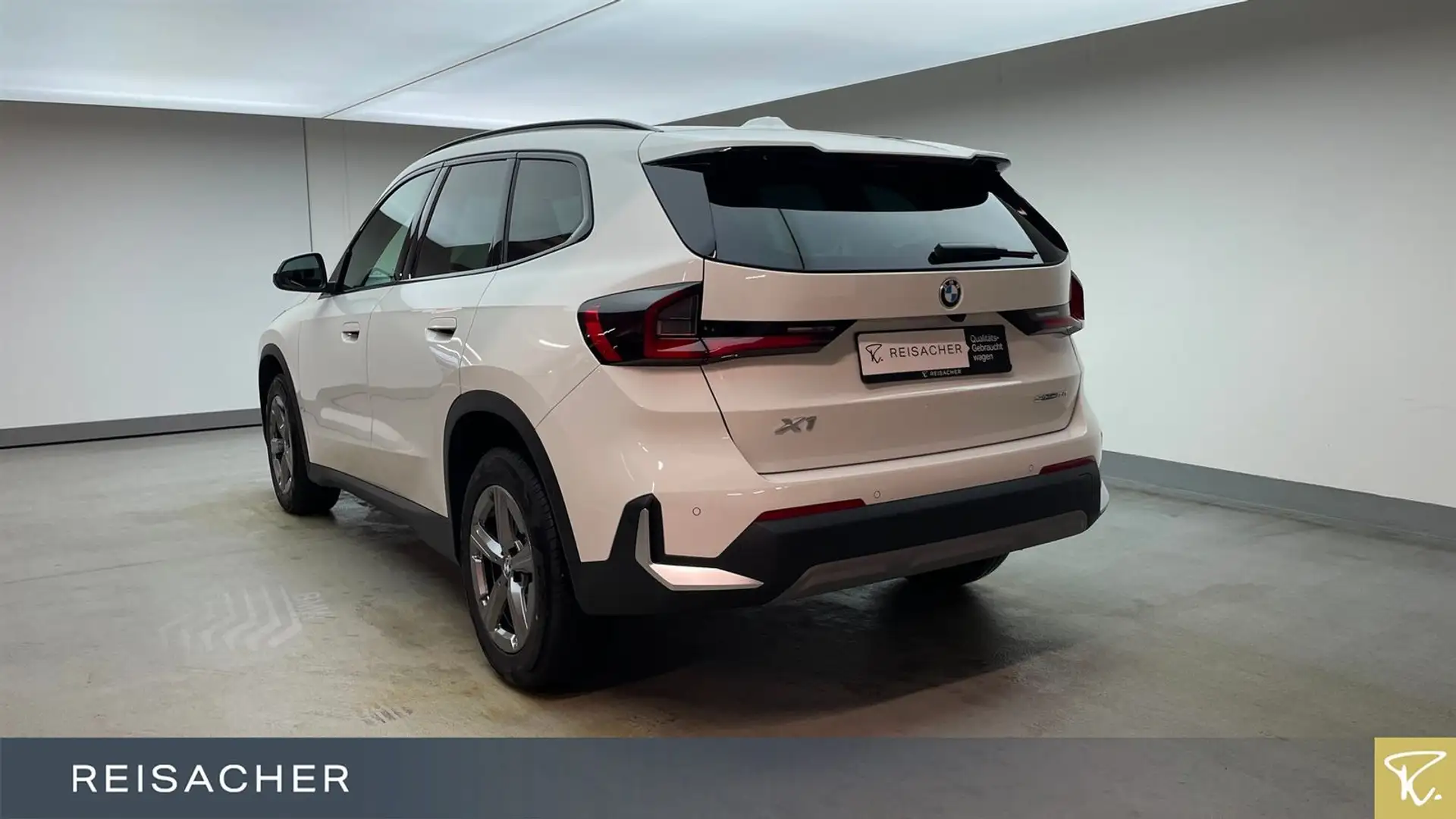 BMW X1 sDrive18i A Autom Blanc - 2