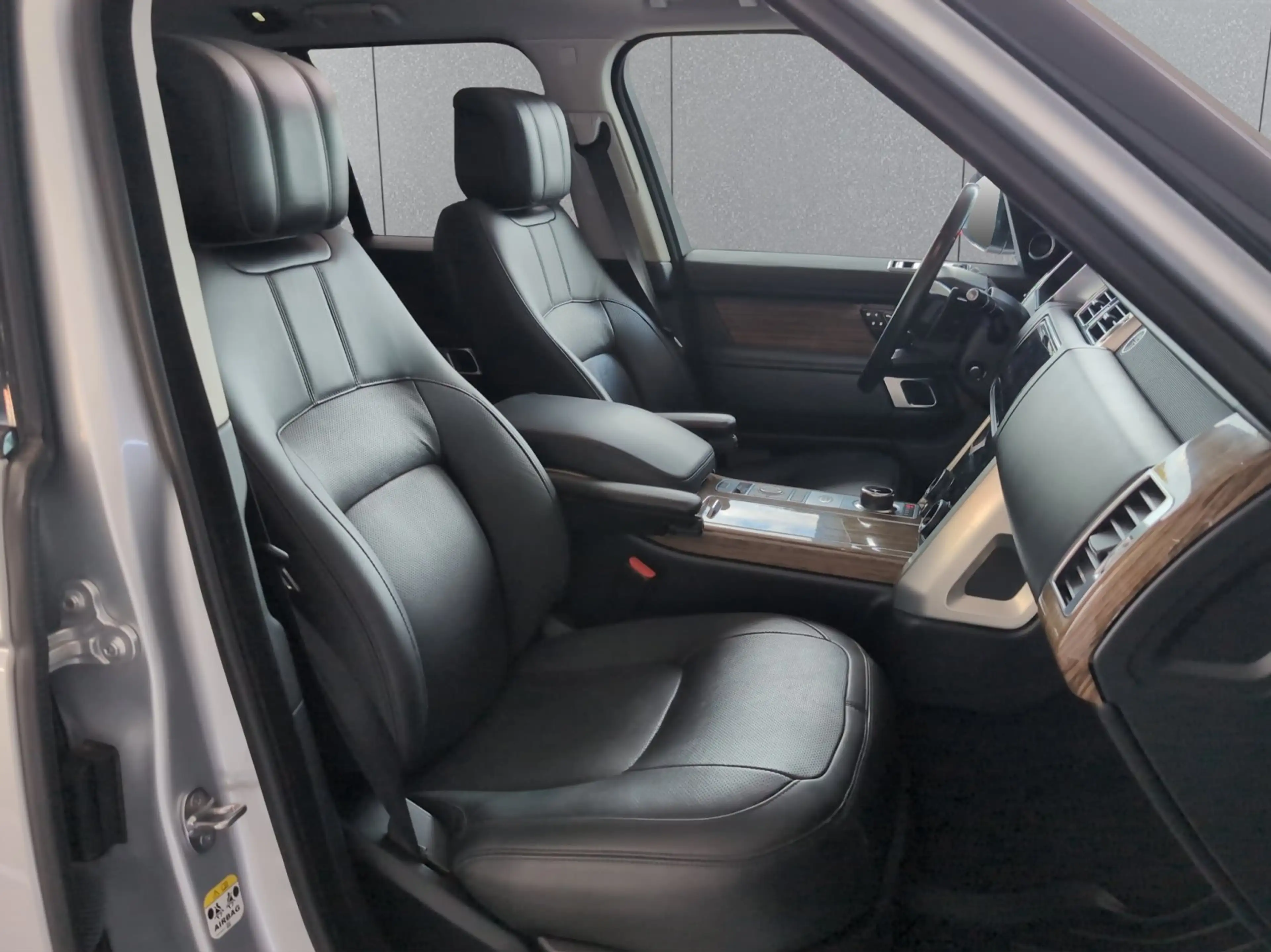 Land Rover Range Rover Vogue SDV8 /Matrix/Pano/360/Softcl. — photo 7