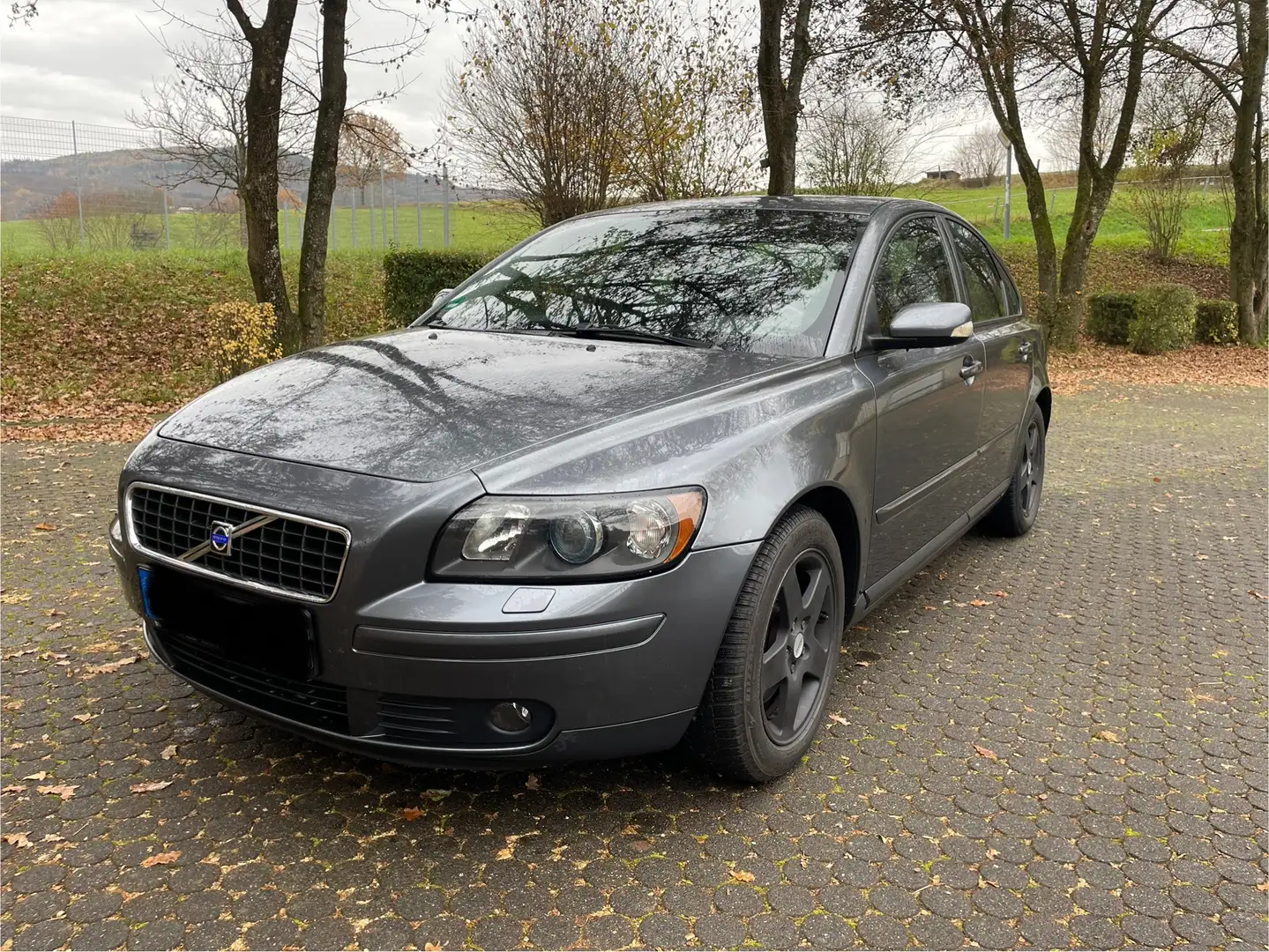 Volvo S40 T5 ~ 2,5 Turbo ~ 220 PS ~ Automatik ~ Xenon Grau - 1