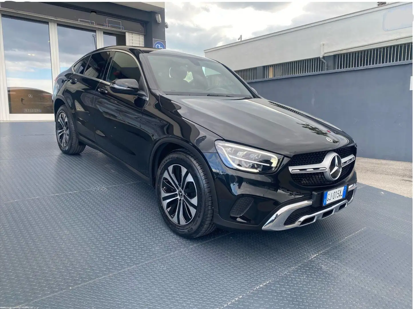 Mercedes-Benz GLC 220 GLC Coupe 220 d Executive 4matic auto Černá - 2