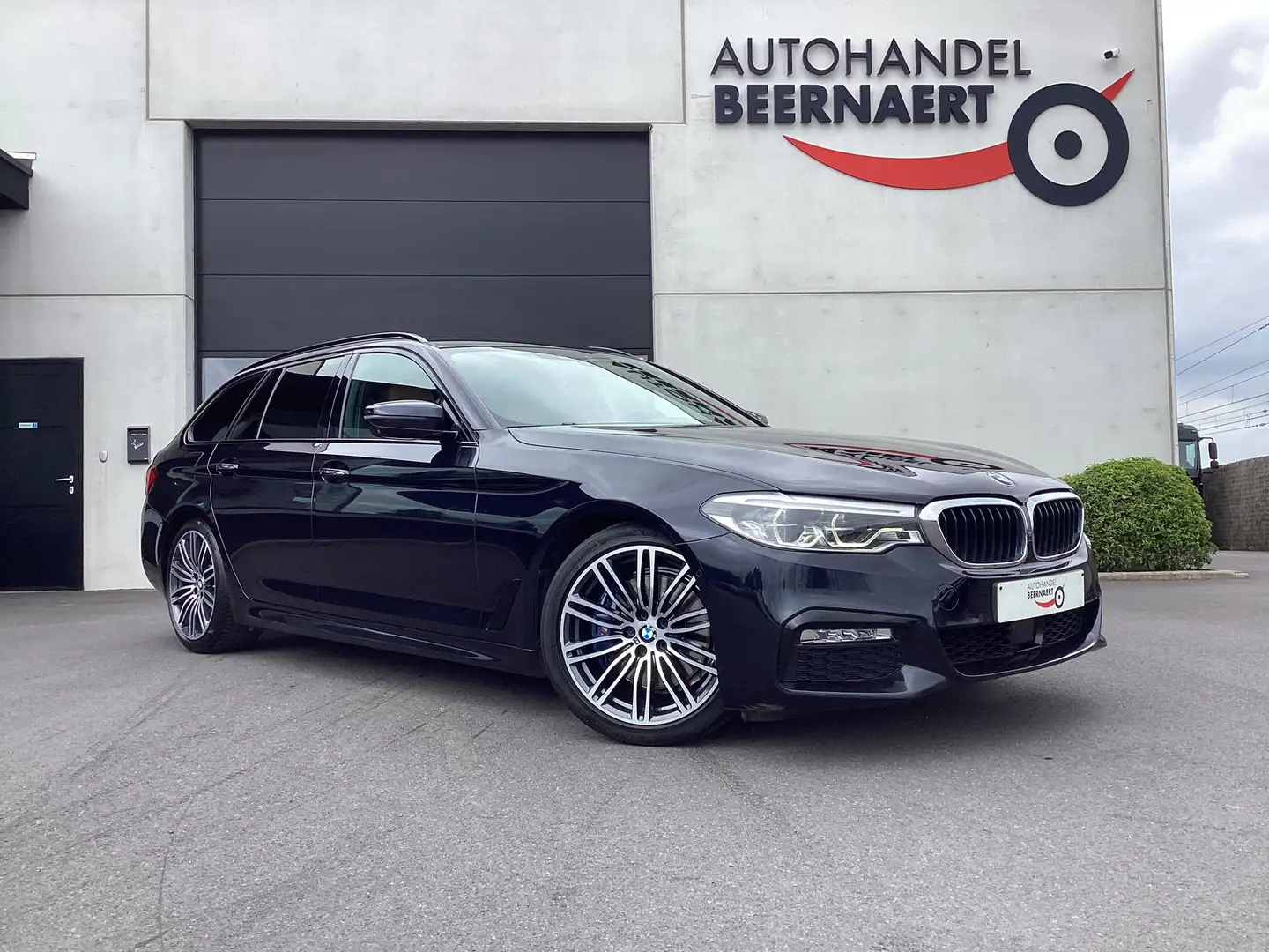 BMW 530 Xdrive/Mpack/1stEig/Panodak/Headup/360cam&pdc/LED Niebieski - 1