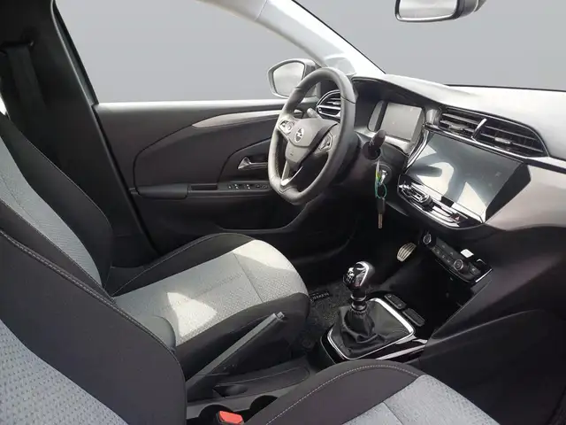 Opel Corsa view 11
