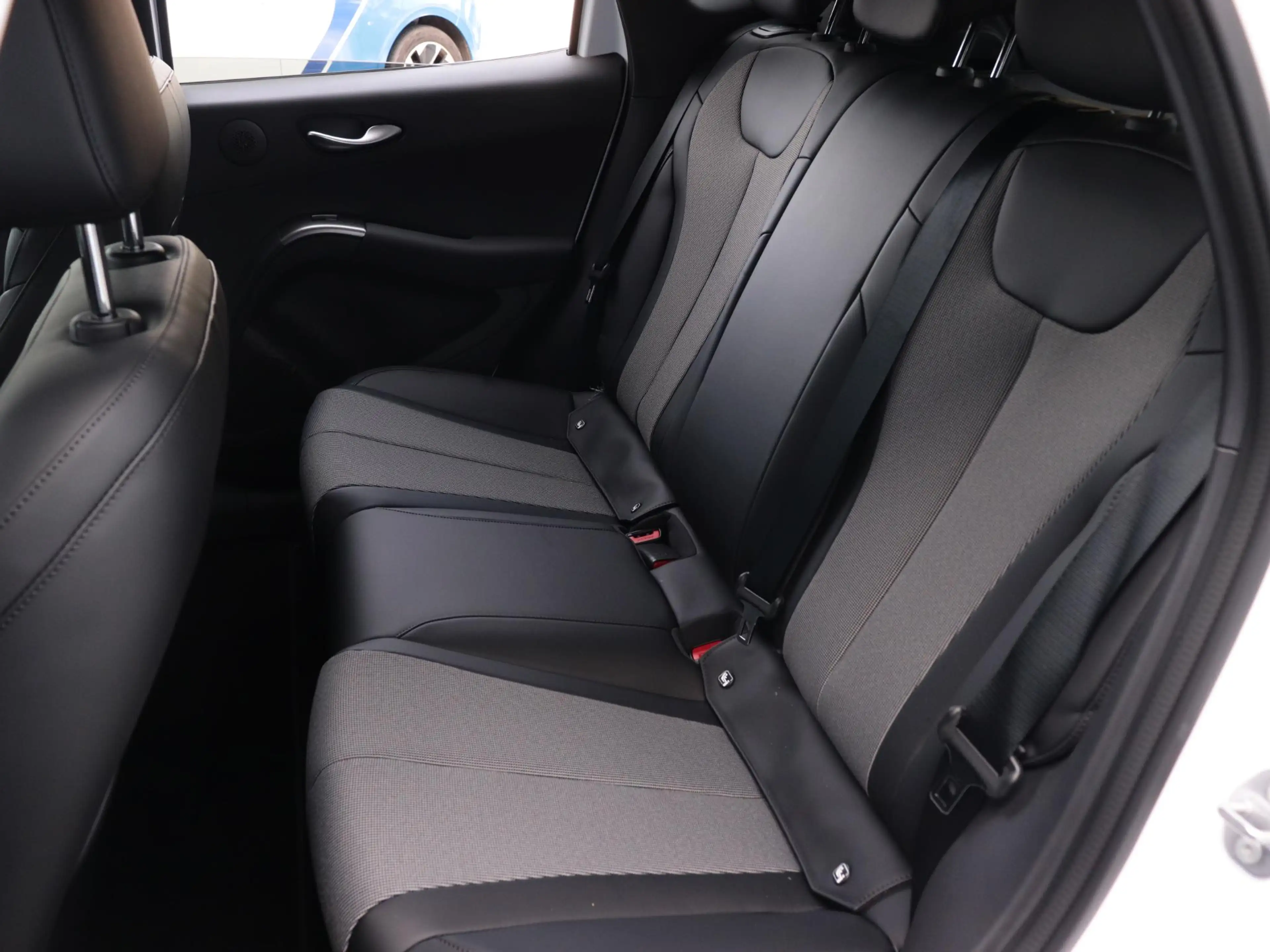 BYD Dolphin G 1.5L DM-i Comfort | 105km elektrisch | Panoramadak — photo 9