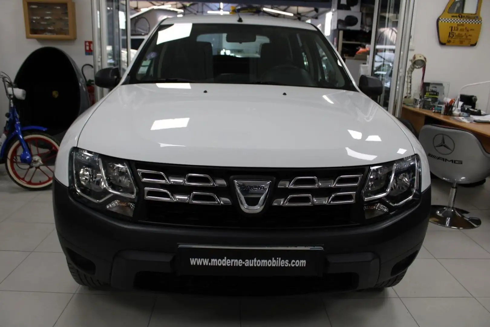 Dacia Duster 1.6 16V 105CH GPL 4X2 Weiß - 2