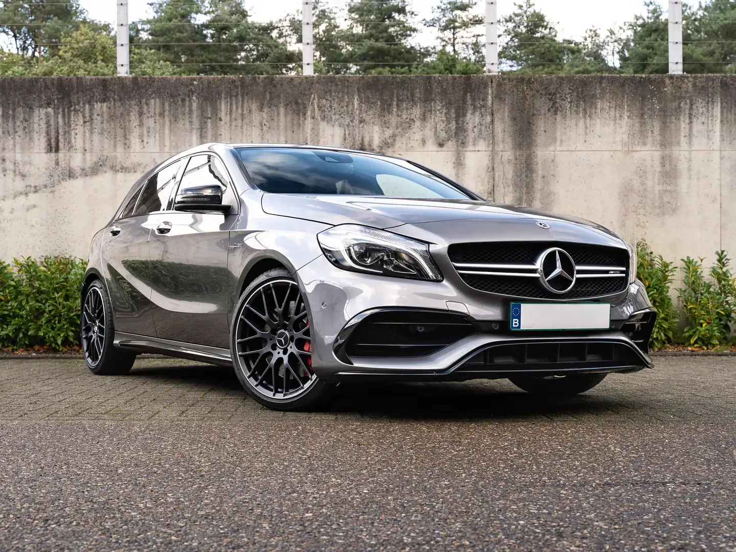 Mercedes-Benz A 45 AMG Mercedes-Benz A45 AMG Performance exhaust/Pano Gris - 2