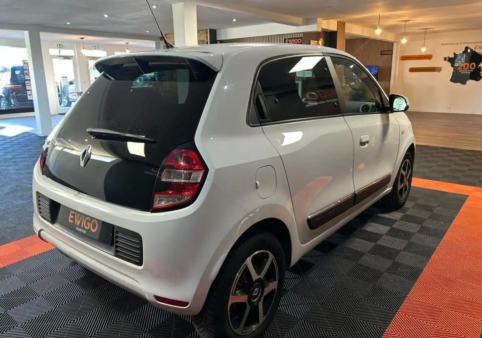Renault Twingo 1.0 SCE 70 INTENS %2B CLIMATISATION BLUETOOTH Blanc - 2
