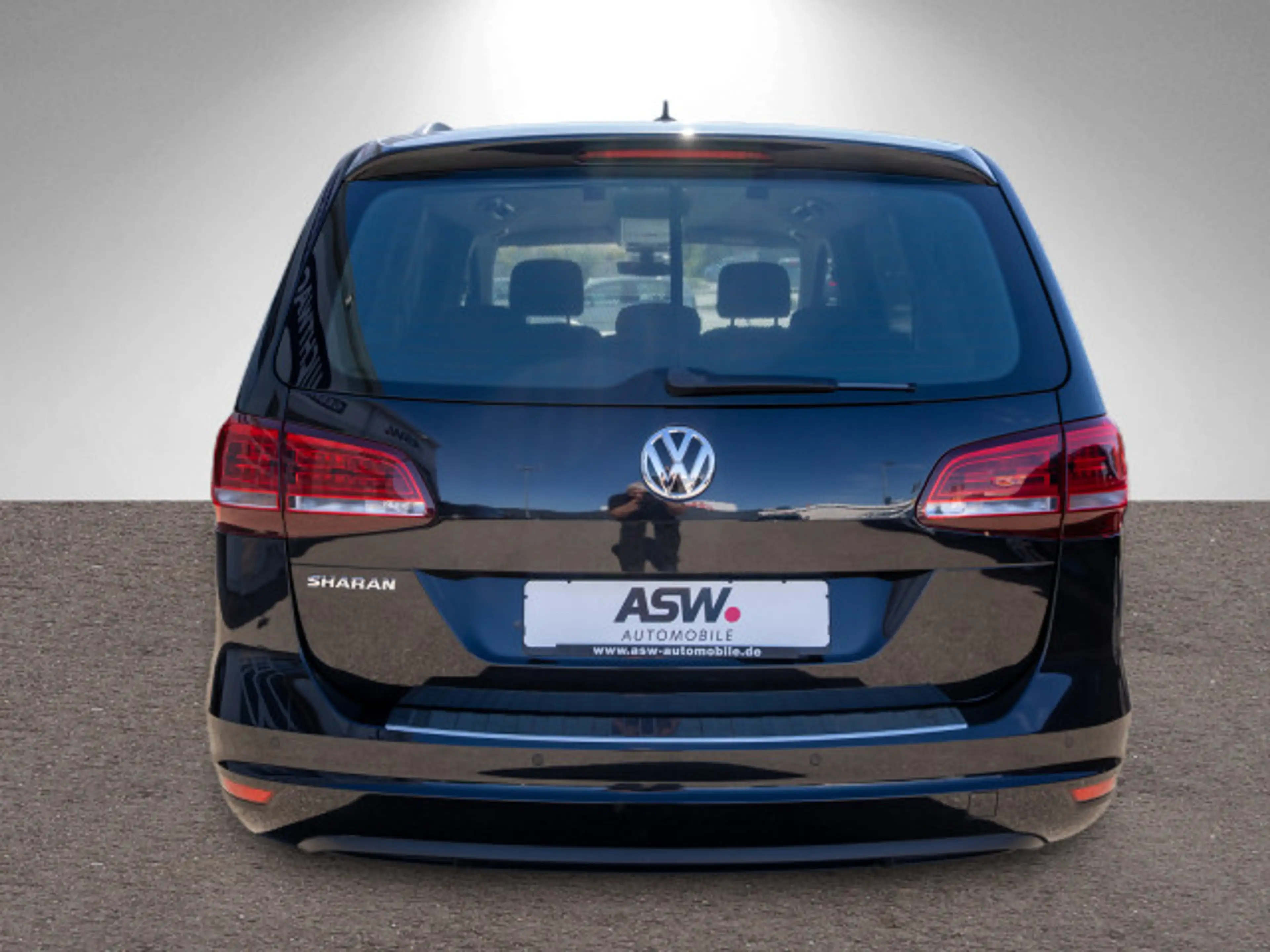 Volkswagen Sharan Comfortline 1.4 TSI DSG Navi PDC AHK 7-S — photo 6