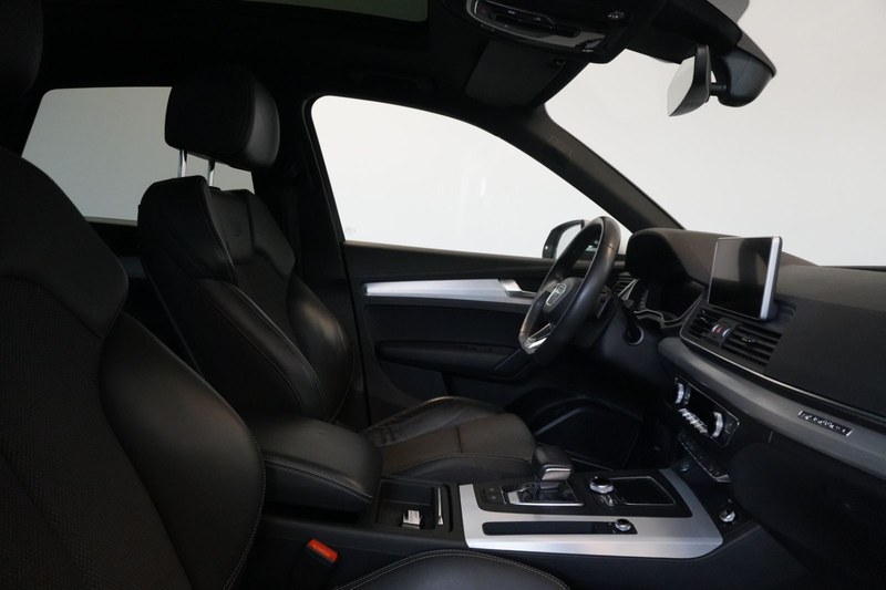 Audi Q5 45 TDI qu S-line Sport Pano Stdhzg AHK — photo 15