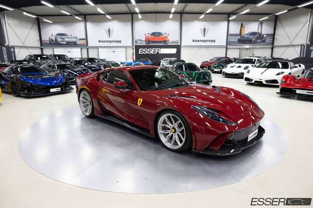 Imagine Ferrari 812 Novitec N-Largo S | 1/3