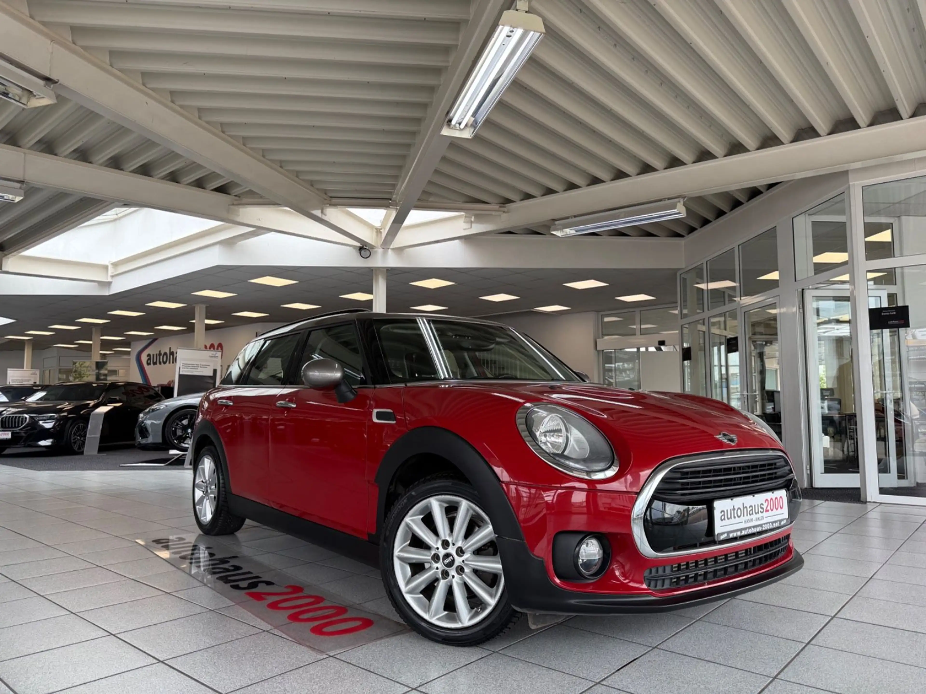 MINI Cooper Clubman AUT./NAVI/SHZ/TEMPOMAT/PDC