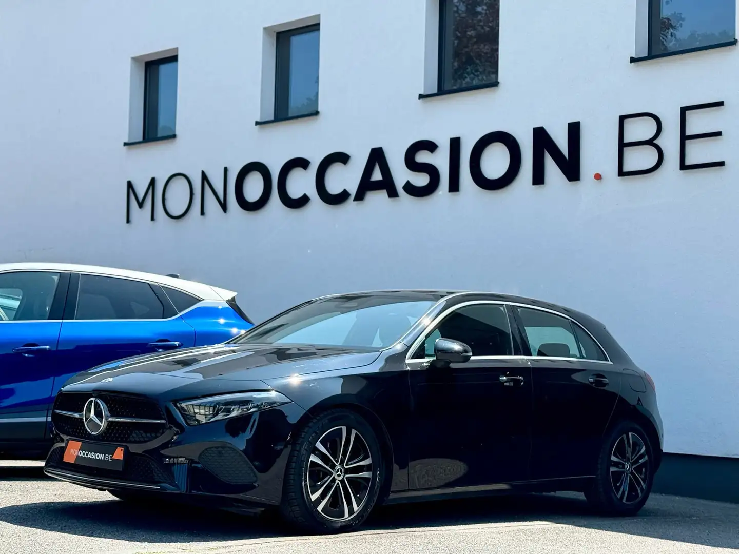 Mercedes-Benz A 180 d Business CAPTEURS CAMERA CUIR SIEGE CHAUFFANT Noir - 1