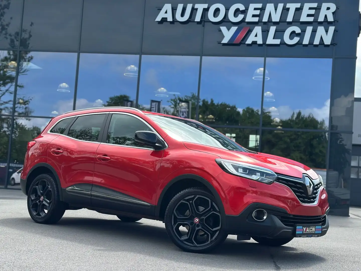 Renault Kadjar ENERGY TCe 130 EDC Crossborder BOSE/R-CAM Rot - 1