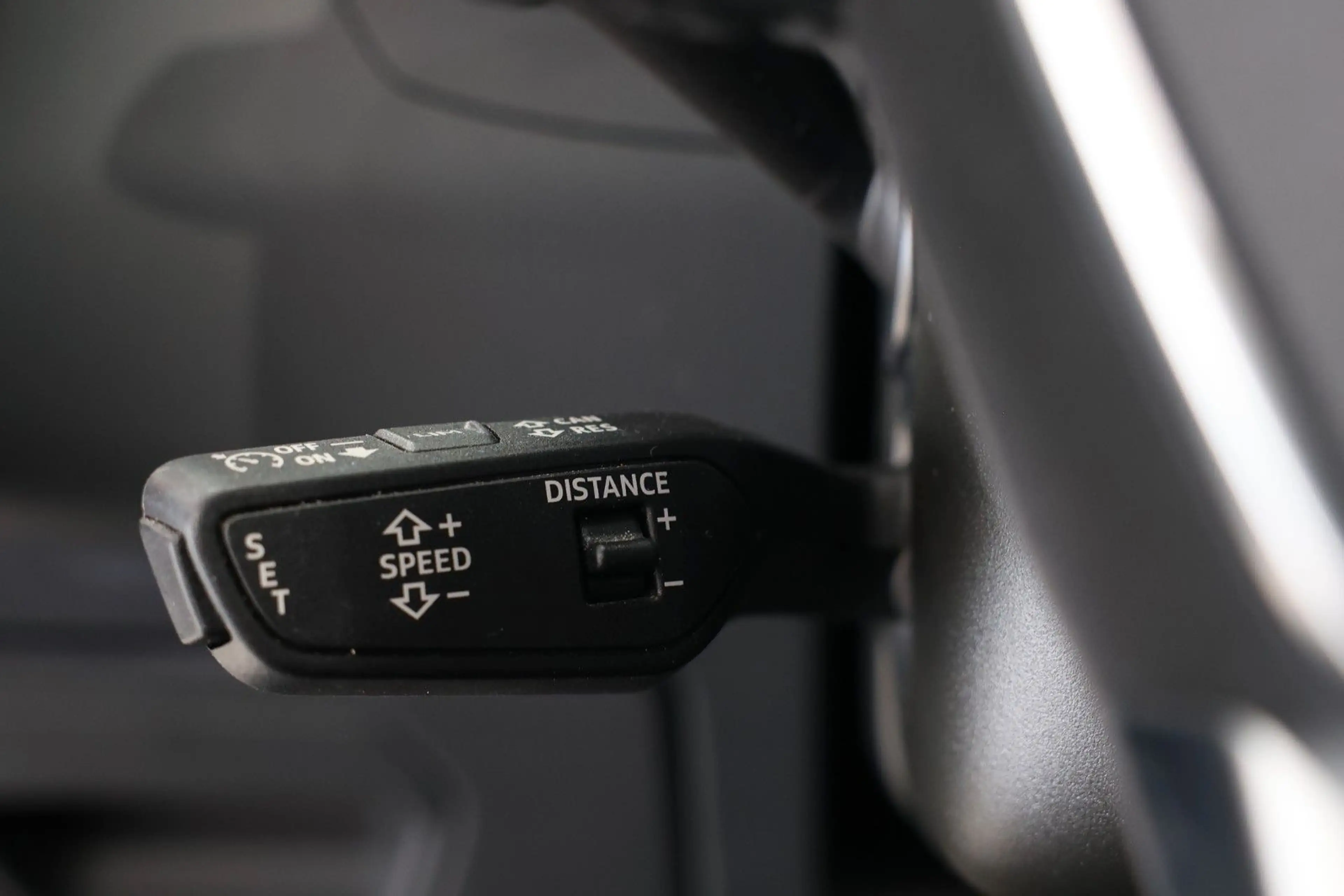 Audi RS6 Avant 4.0 TFSI quattro HUD*360*MatrixLED*ACC — photo 20