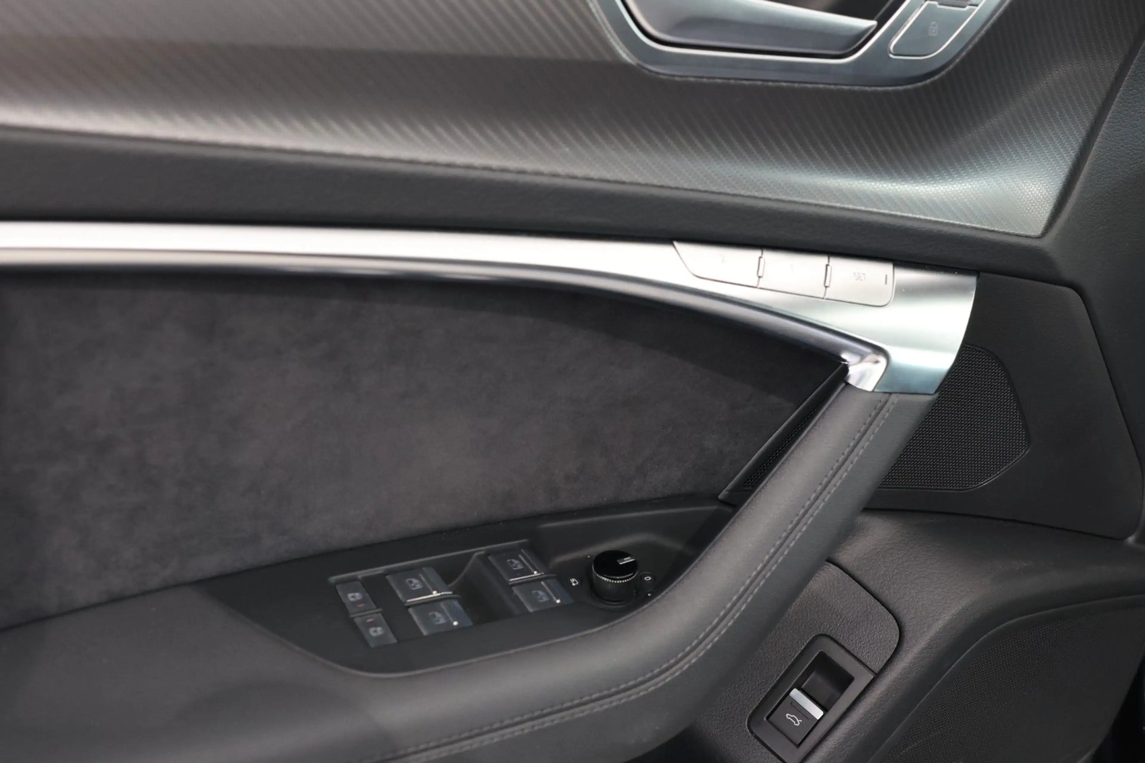 Audi RS6 Avant 4.0 TFSI quattro HUD*360*MatrixLED*ACC — photo 10