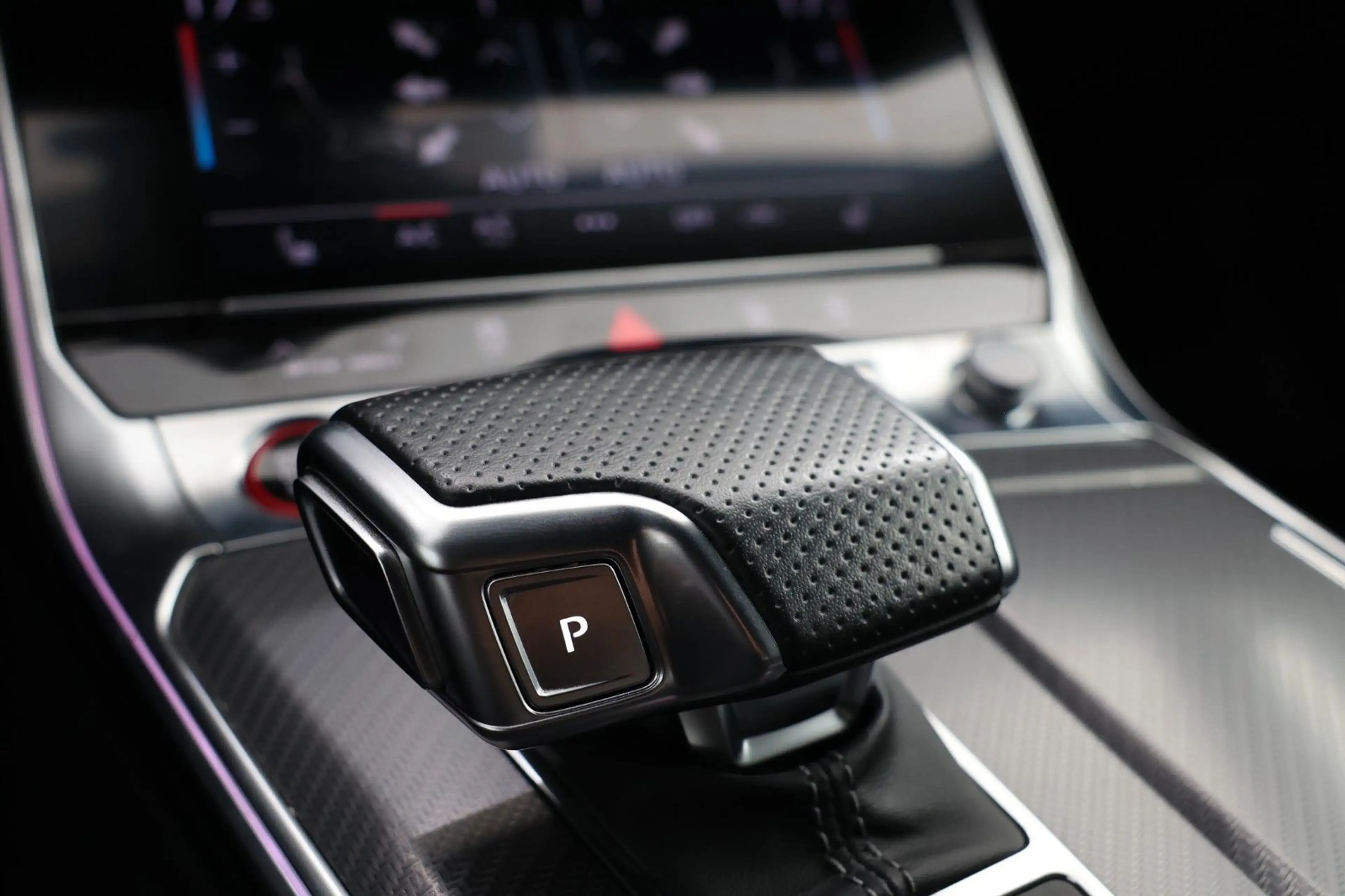 Audi RS6 Avant 4.0 TFSI quattro HUD*360*MatrixLED*ACC — photo 28