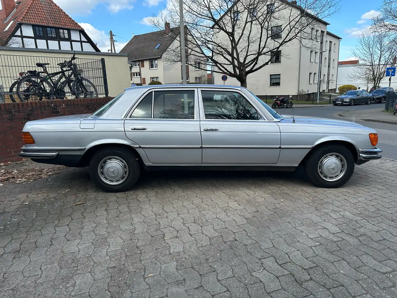 Mercedes-Benz S 280 W116 mit doppelter Chromstoßstange, foto 7