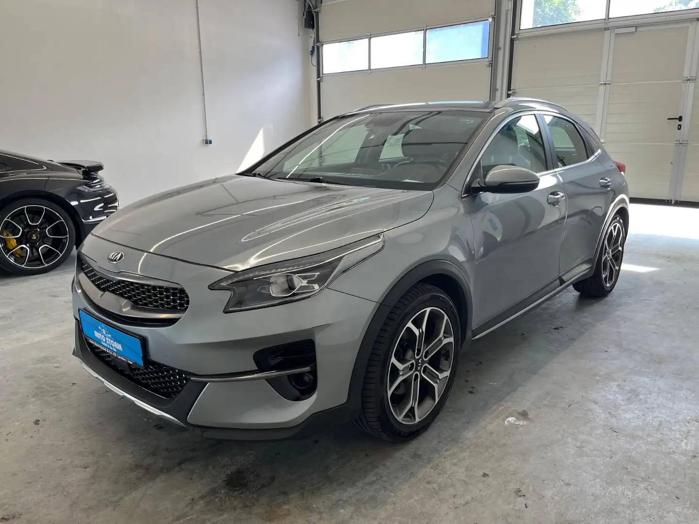 Kia XCeed 1.6 CRDI Spirit *Navi *Tempo *SHZ  *LED *Kamera Argent - 1