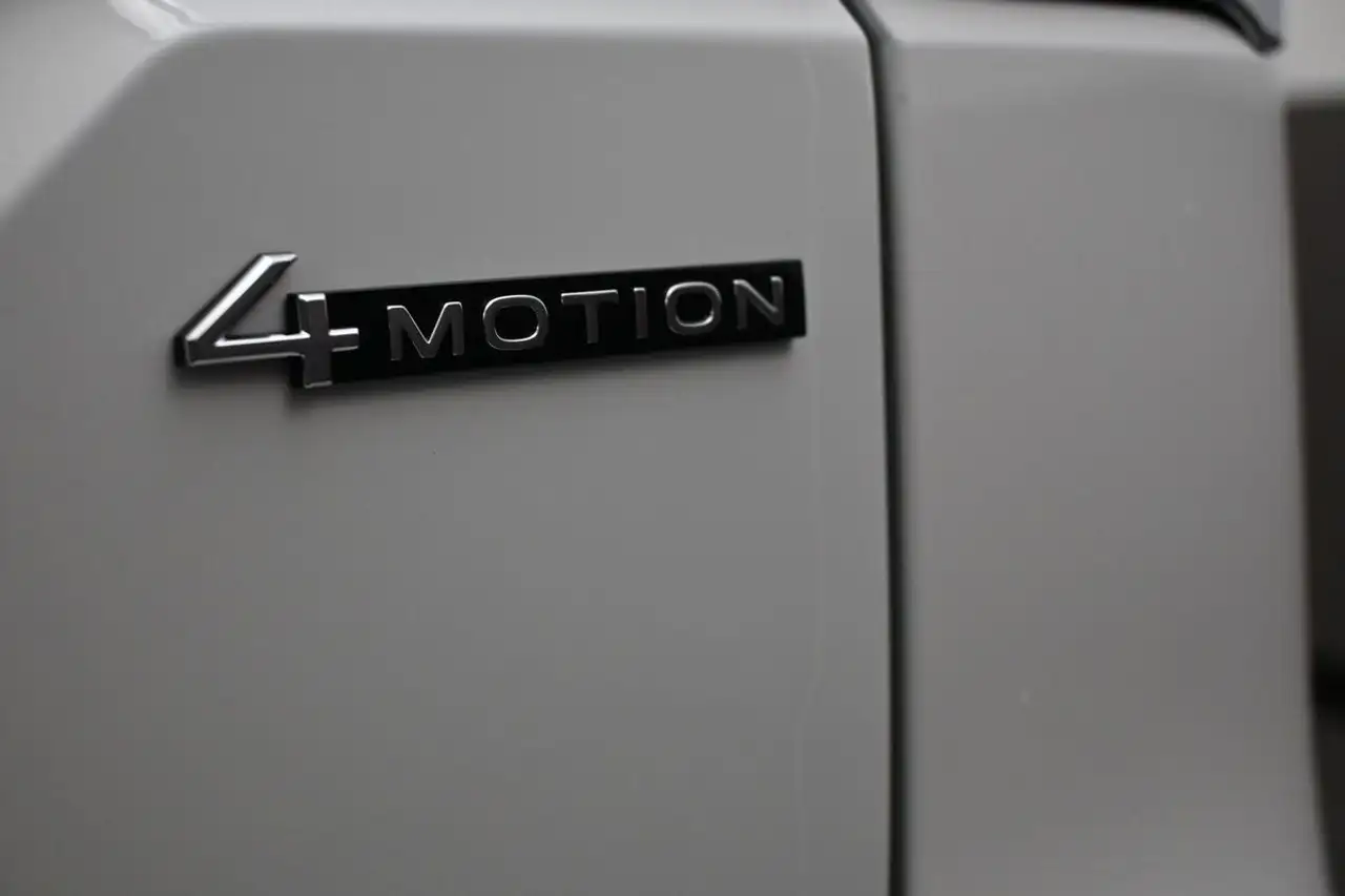 Volkswagen Atlas photo Volkswagen Atlas