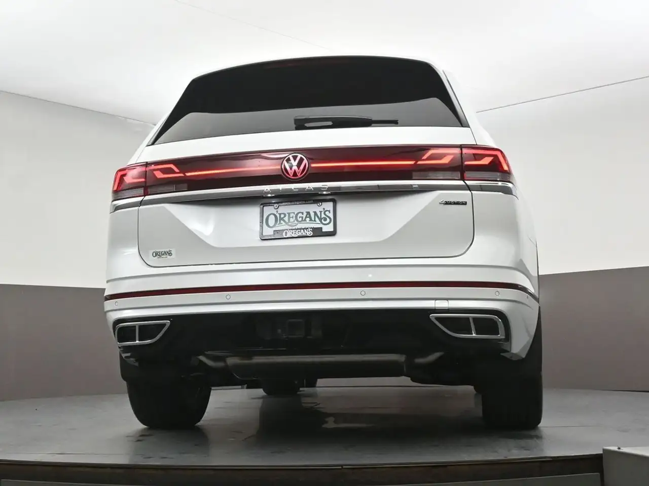 Volkswagen Atlas photo Volkswagen Atlas