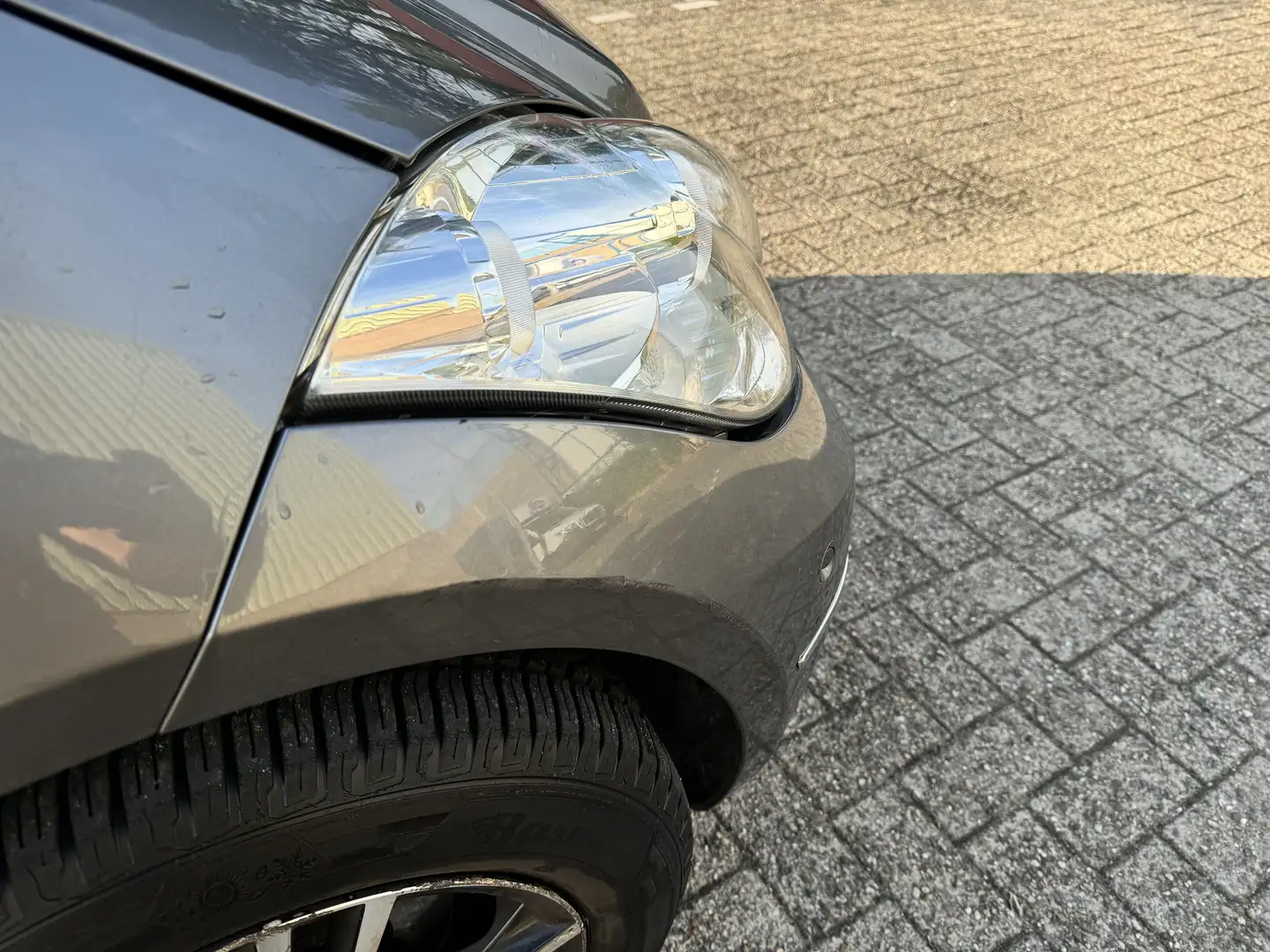 Mercedes-Benz A 180 A180 Avantgarde BlueEFF Grijs - 2