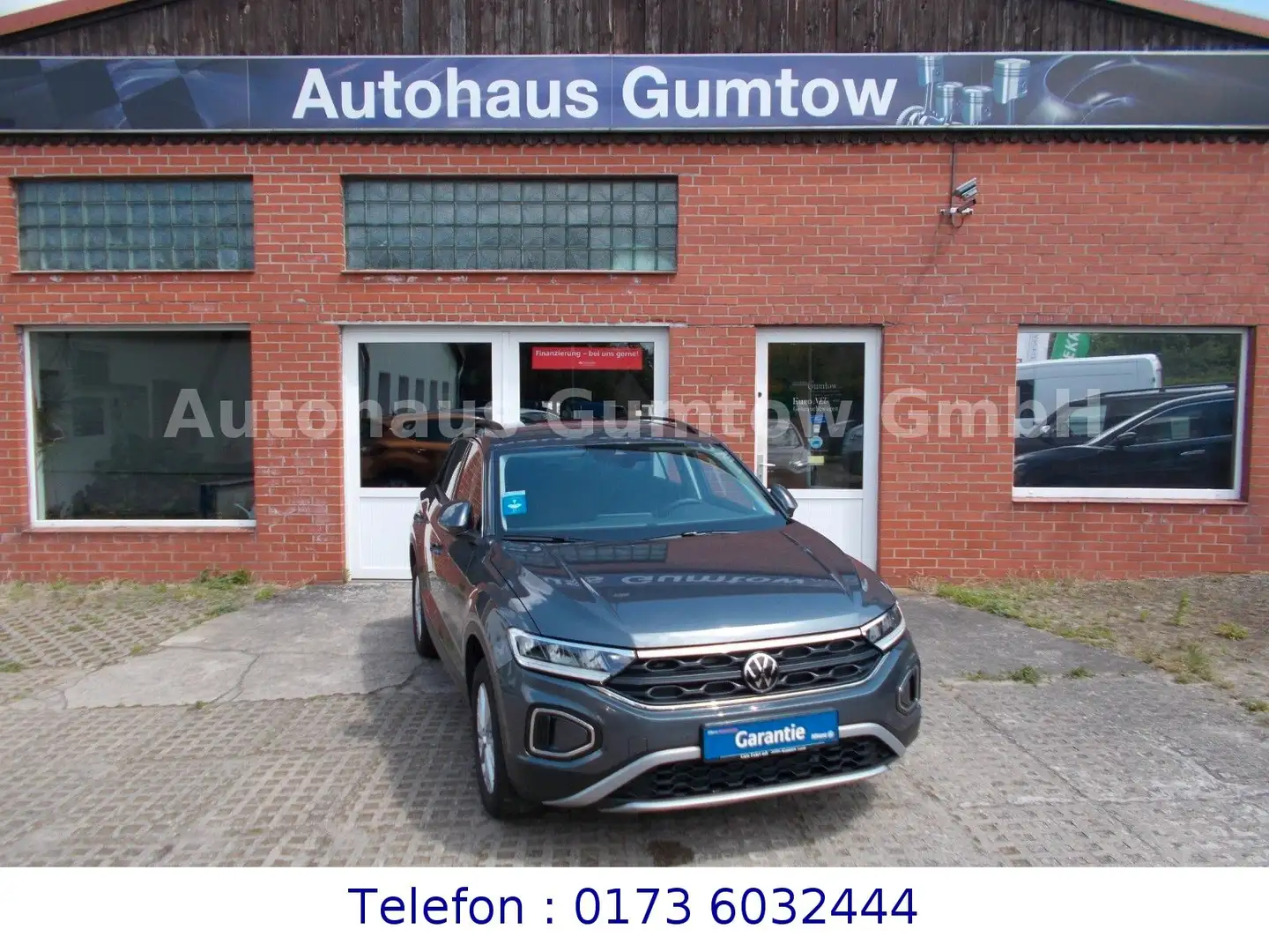 Volkswagen T-Roc 1.0 TSI OPF Life Grau - 1