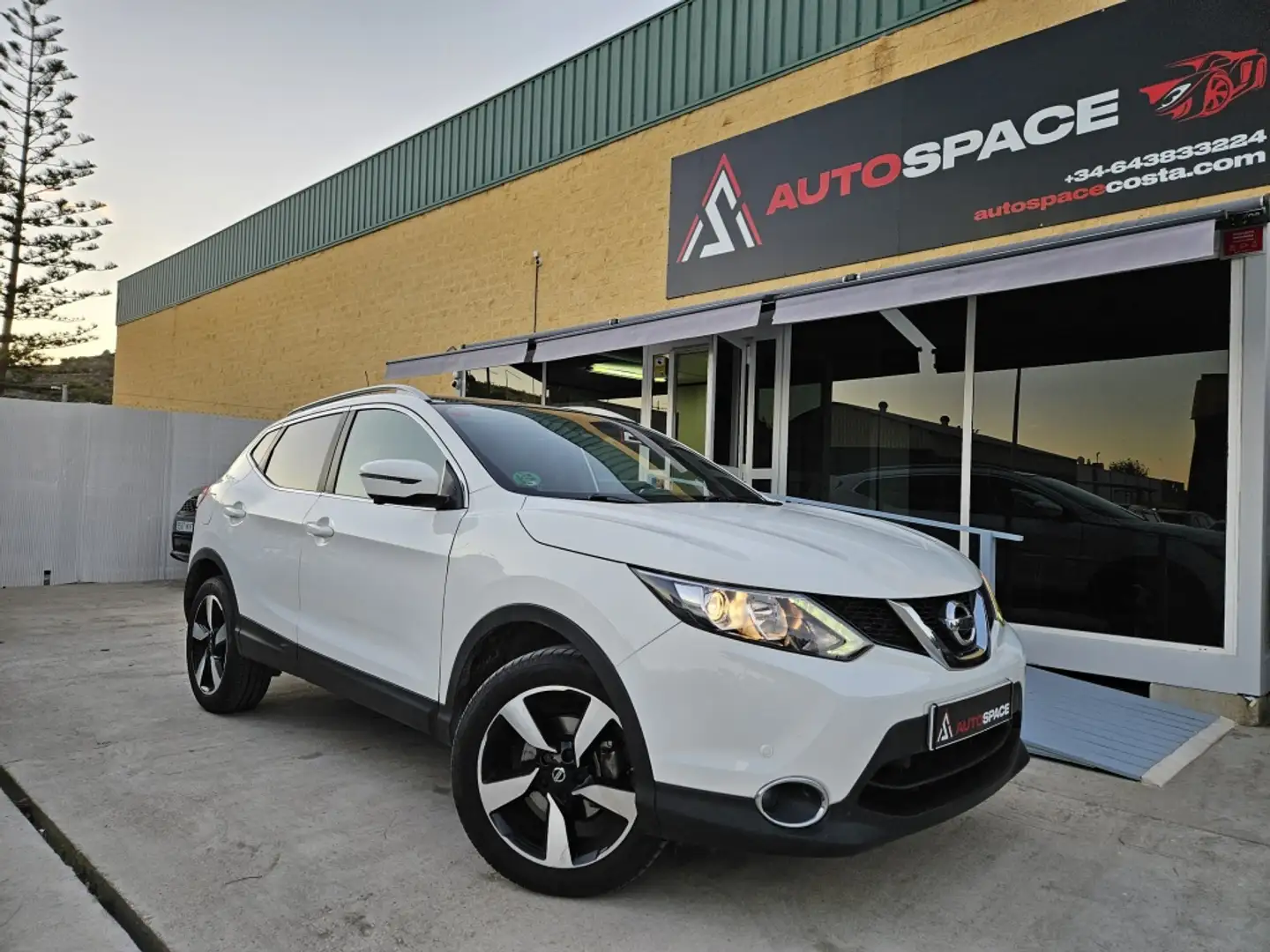 Nissan Qashqai 1.5dCi N-Vision 4x2 Blanc - 1