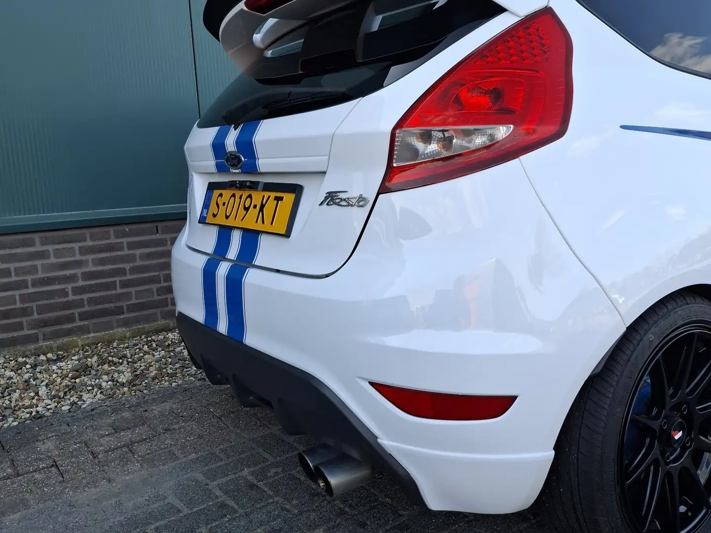 Ford Fiesta 1.6 Sport Blanc - 2