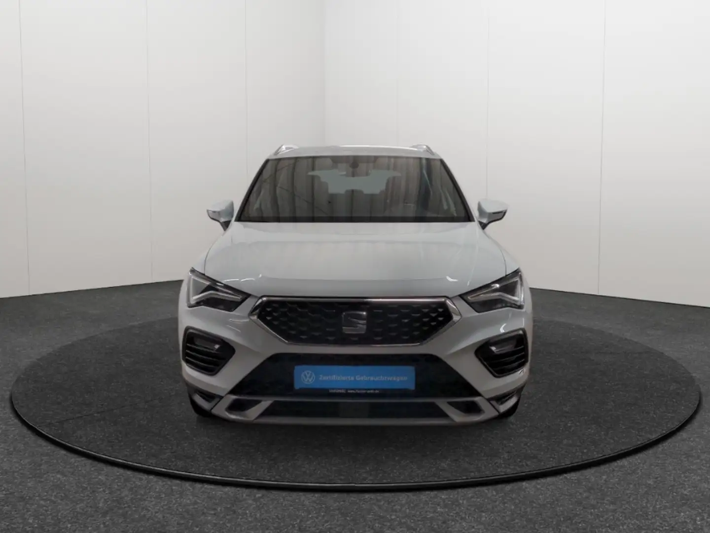 SEAT Ateca 1.5TSI DSG Xperience LED SHZ BT Rear View GRA Weiß - 2
