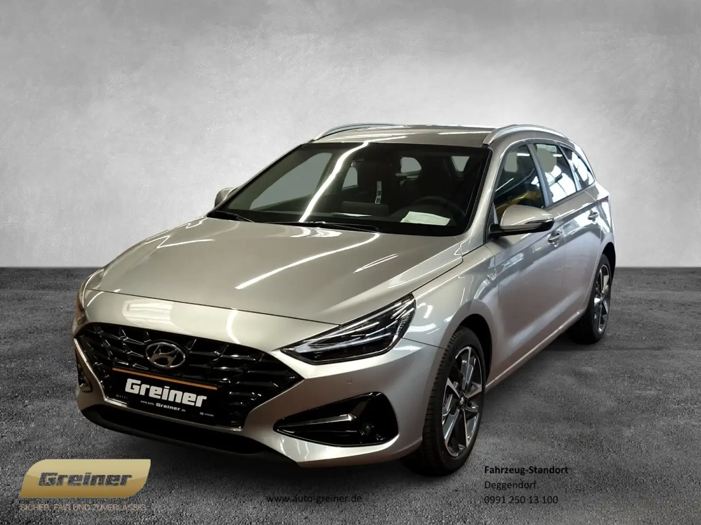 Hyundai i30 Kombi 1.0 T-GDI 48V Trend KlimaA*LED*Navi*LM Silber - 1