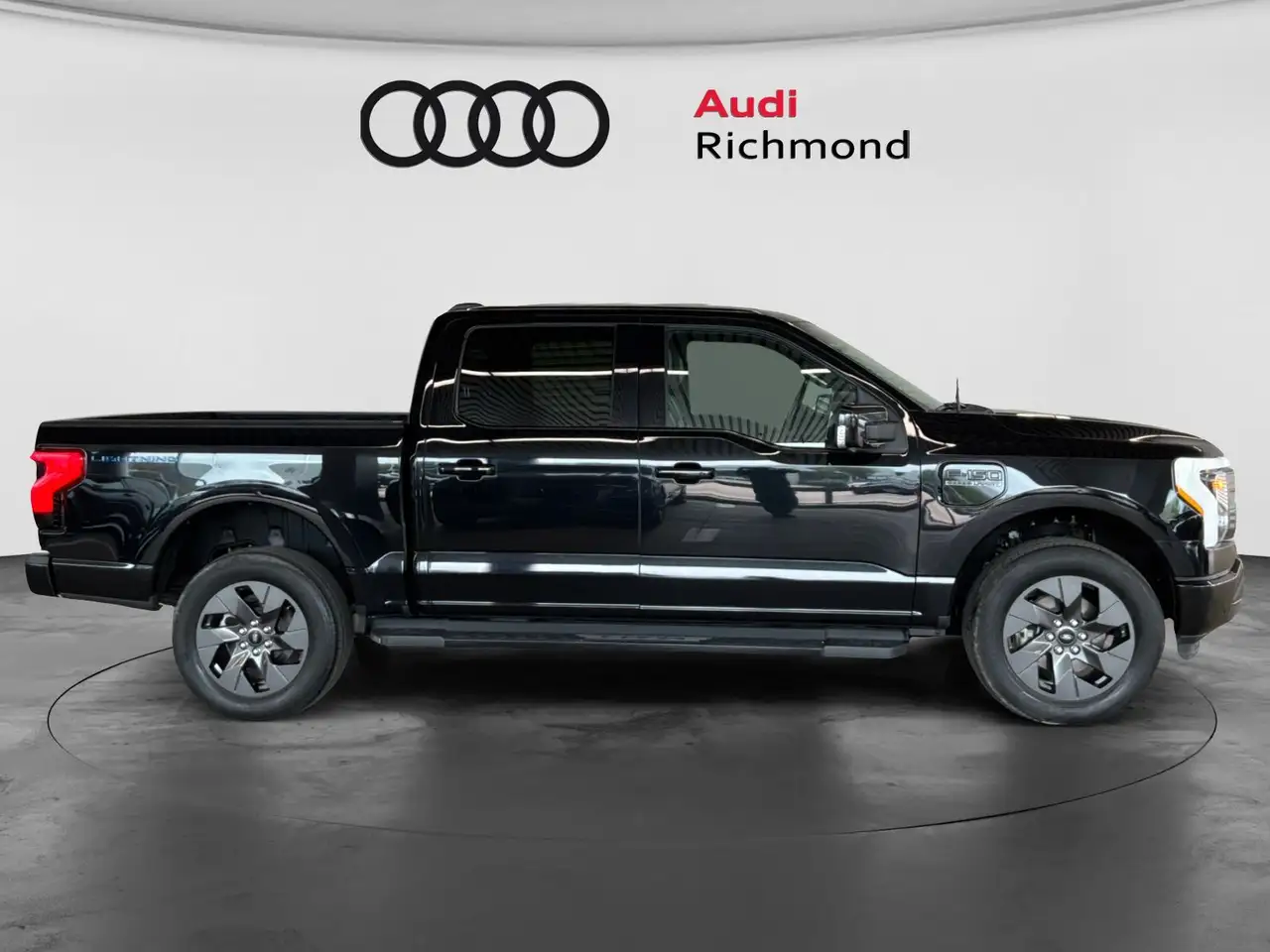 Ford F 150 Lightning снимка Ford F 150 Lightning