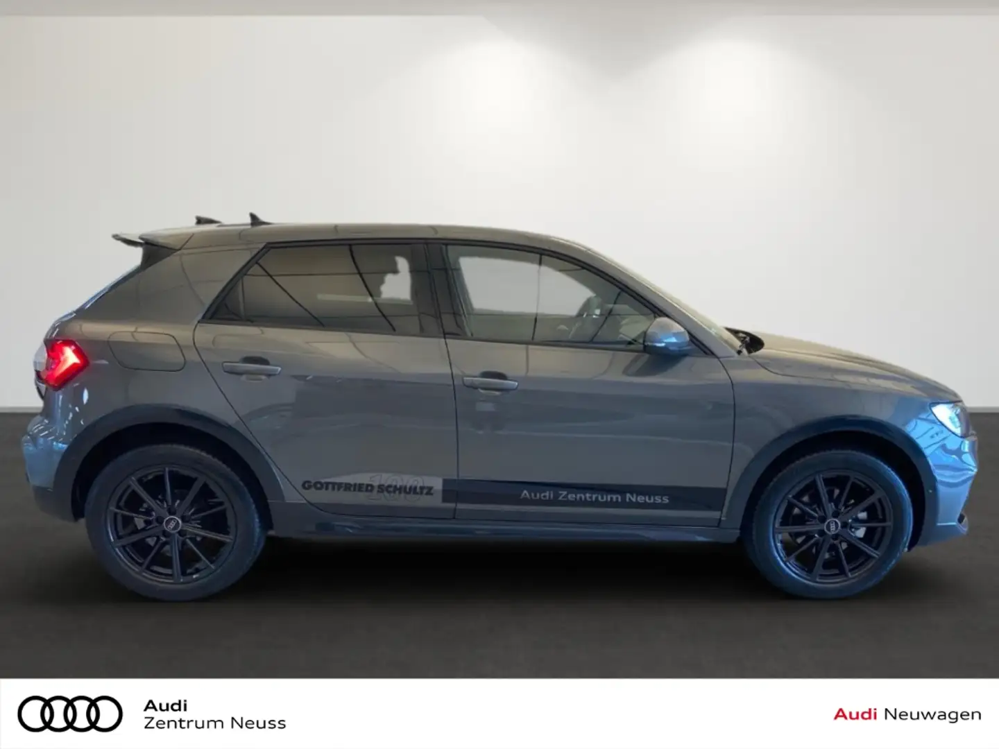 Audi A1 ALLSTREET 30 TFSI S-TRONIC Gris - 2
