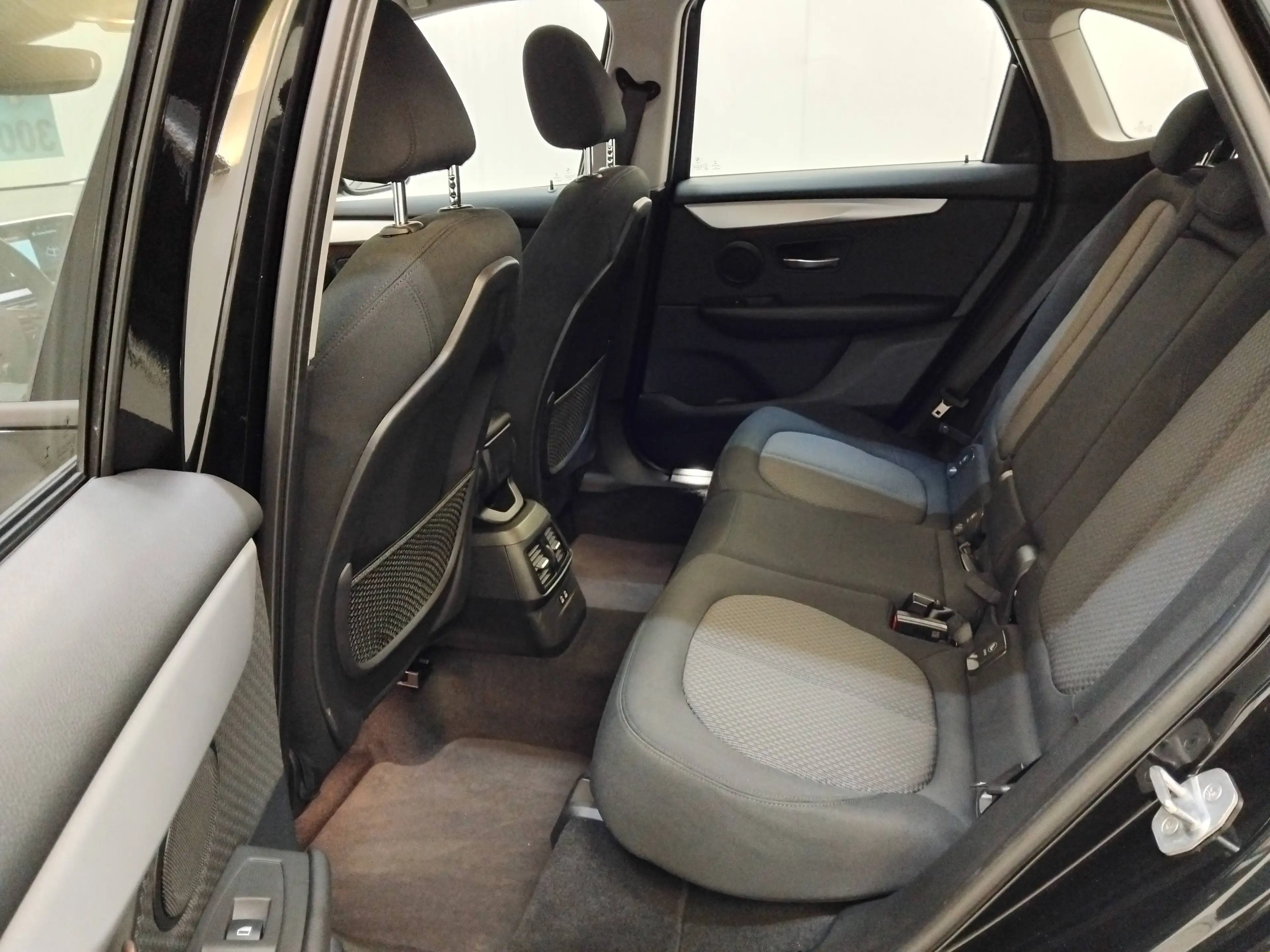 BMW 216 Active Tourer 216i Advantage — photo 8