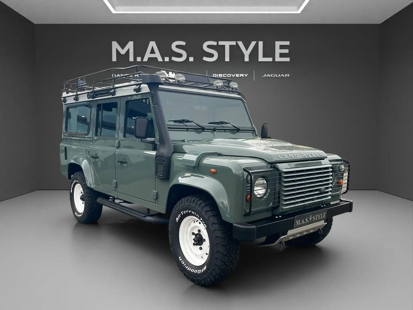 Land Rover Defender 110 S Station Wagon I. Hand Top Zustand Grün - 2