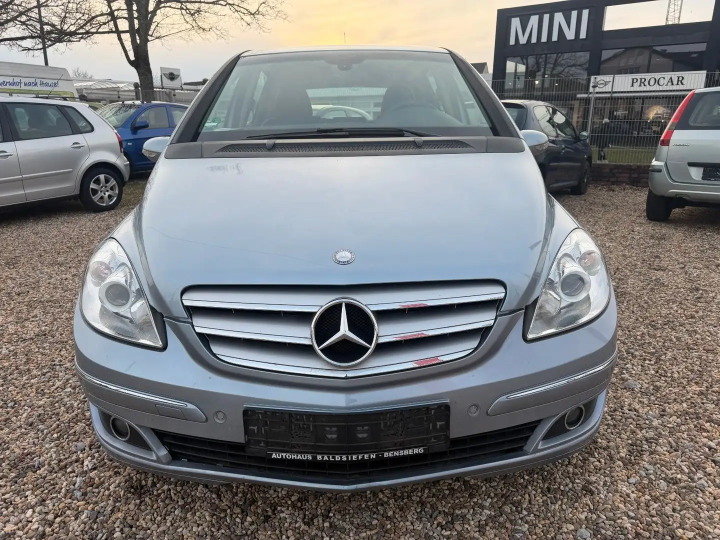 Mercedes-Benz B 170 Automaik /PDC/ Teilleder/ Sitzheizung - 2