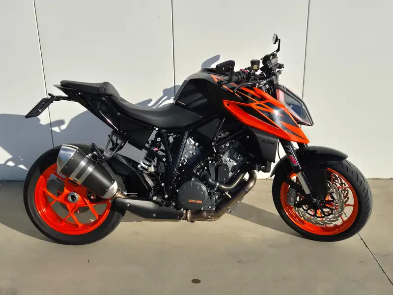 KTM 1290 Super Duke R - foto 3