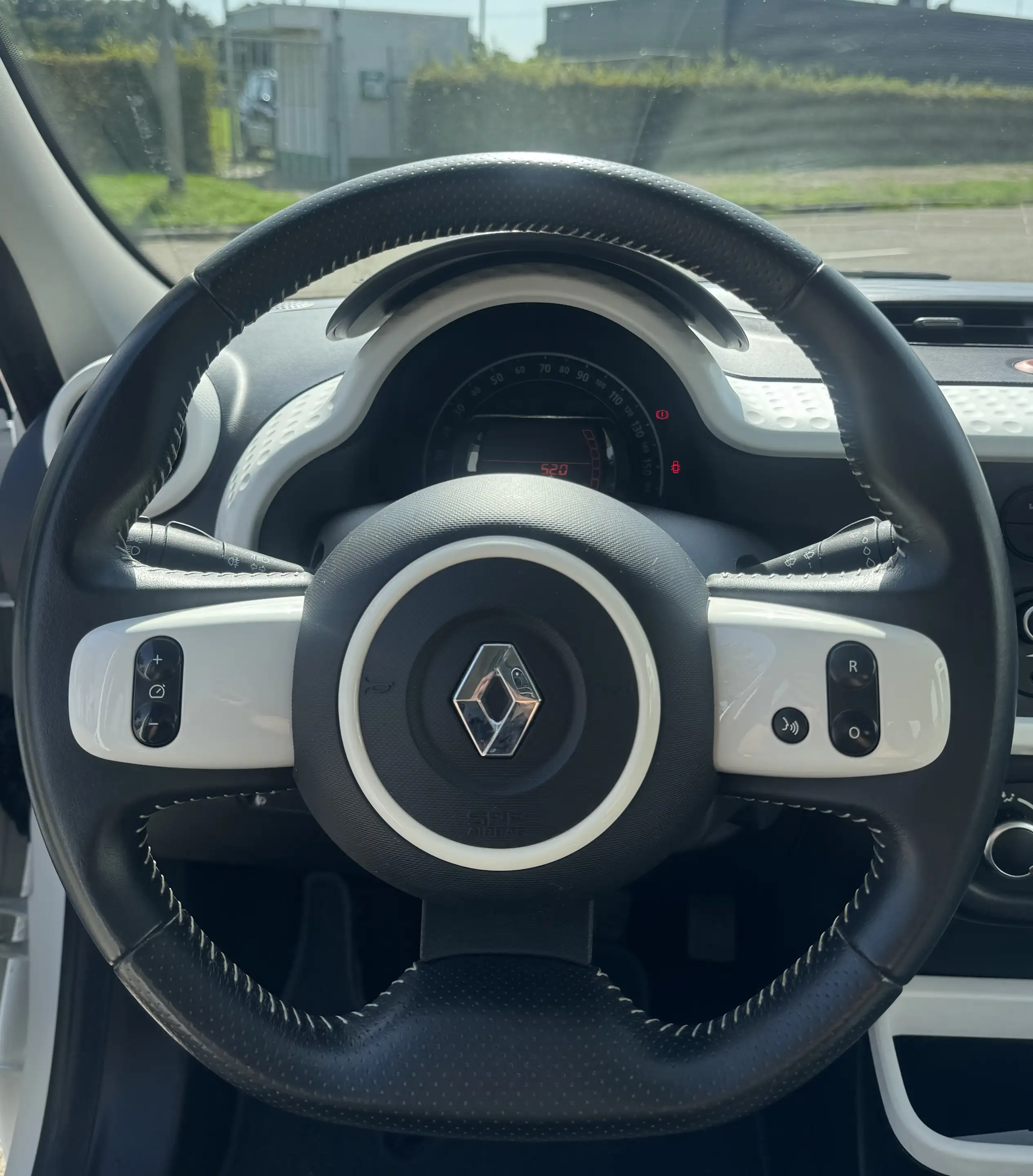Renault Twingo 1.0 | 5 Deurs | Cruise Control | NAP | Lage Km — photo 6