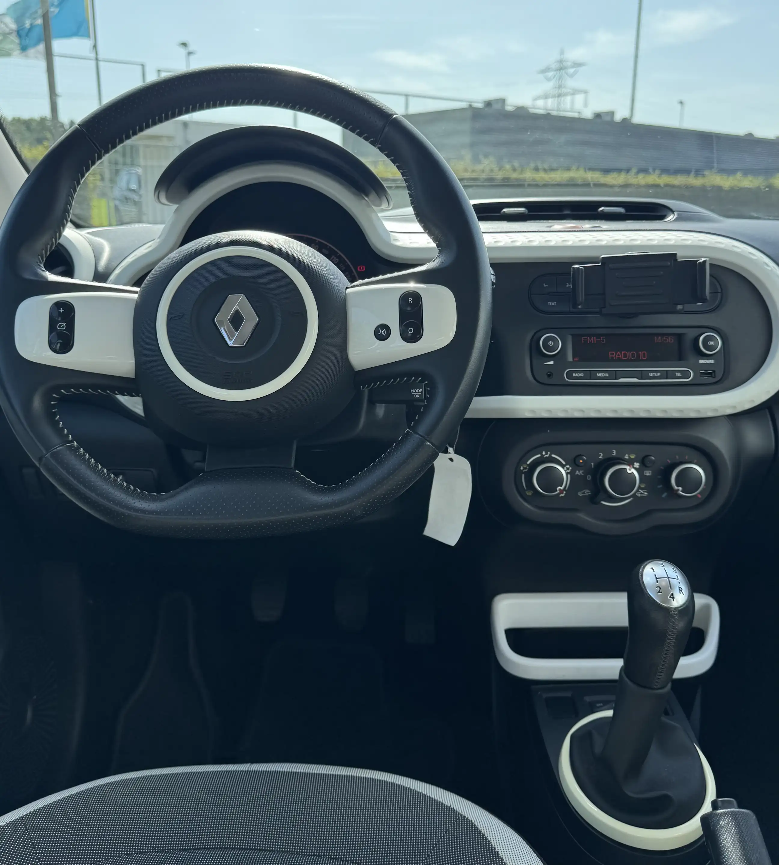Renault Twingo 1.0 | 5 Deurs | Cruise Control | NAP | Lage Km — photo 12