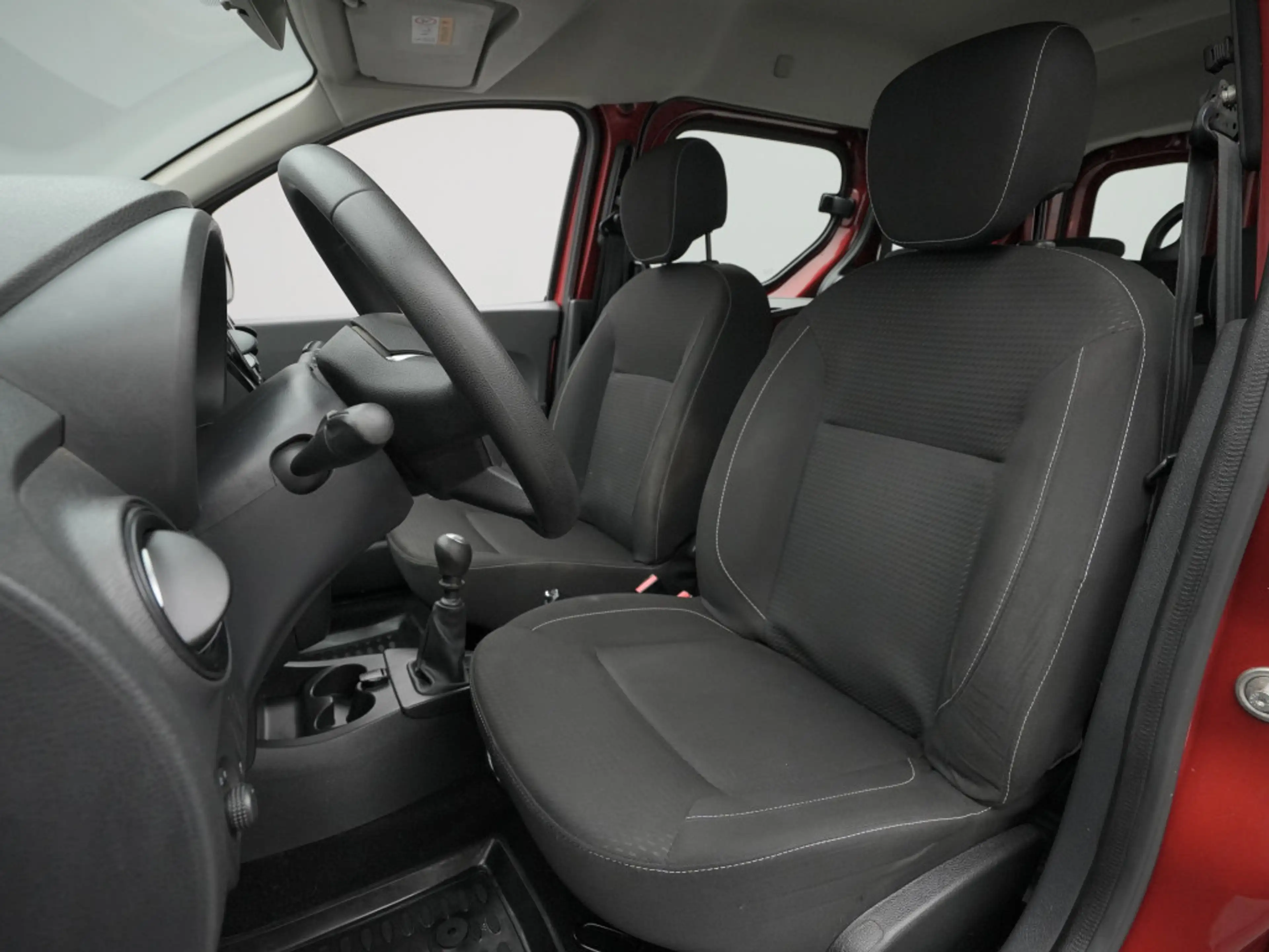 Dacia Dokker Comfort 130PS/Klima — photo 11