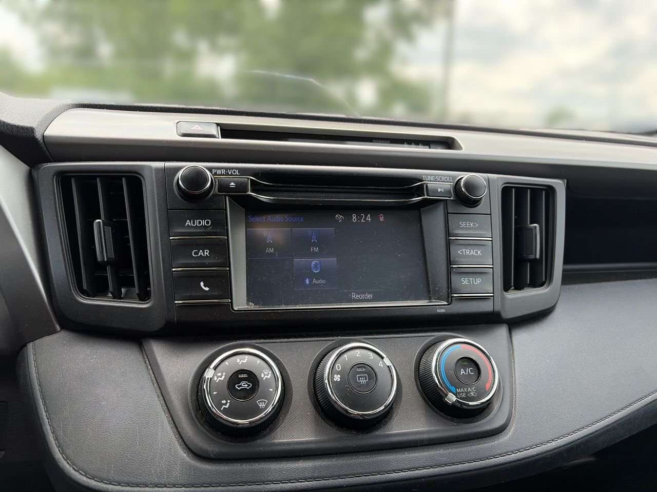 2018 Toyota RAV4 LE / AWD / Camera / Climatiseur / Mags — снимка 1