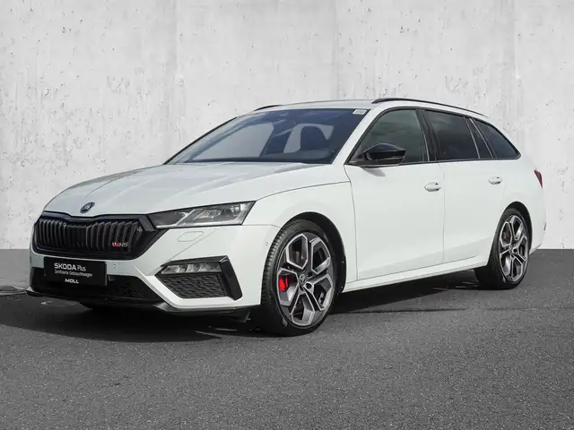 Skoda Octavia view 2