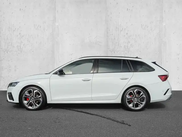 Skoda Octavia view 5