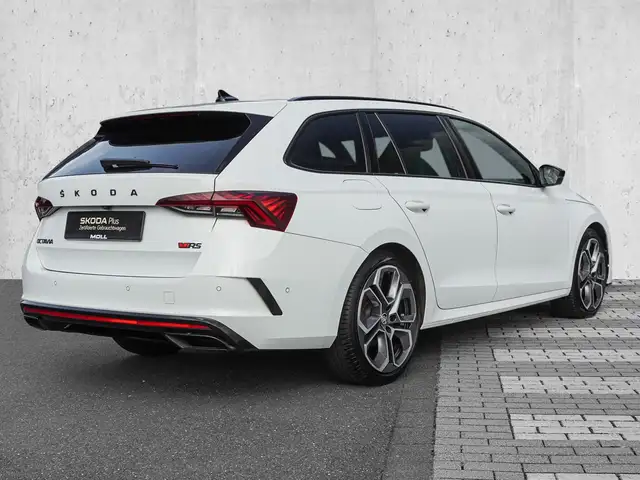 Skoda Octavia view 4