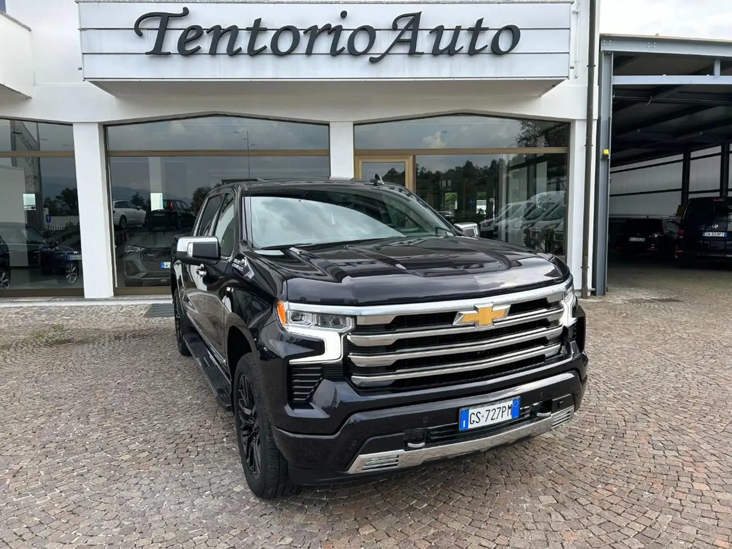 Chevrolet Silverado crew cab high country ultra 3.0TD at10 Azul - 1