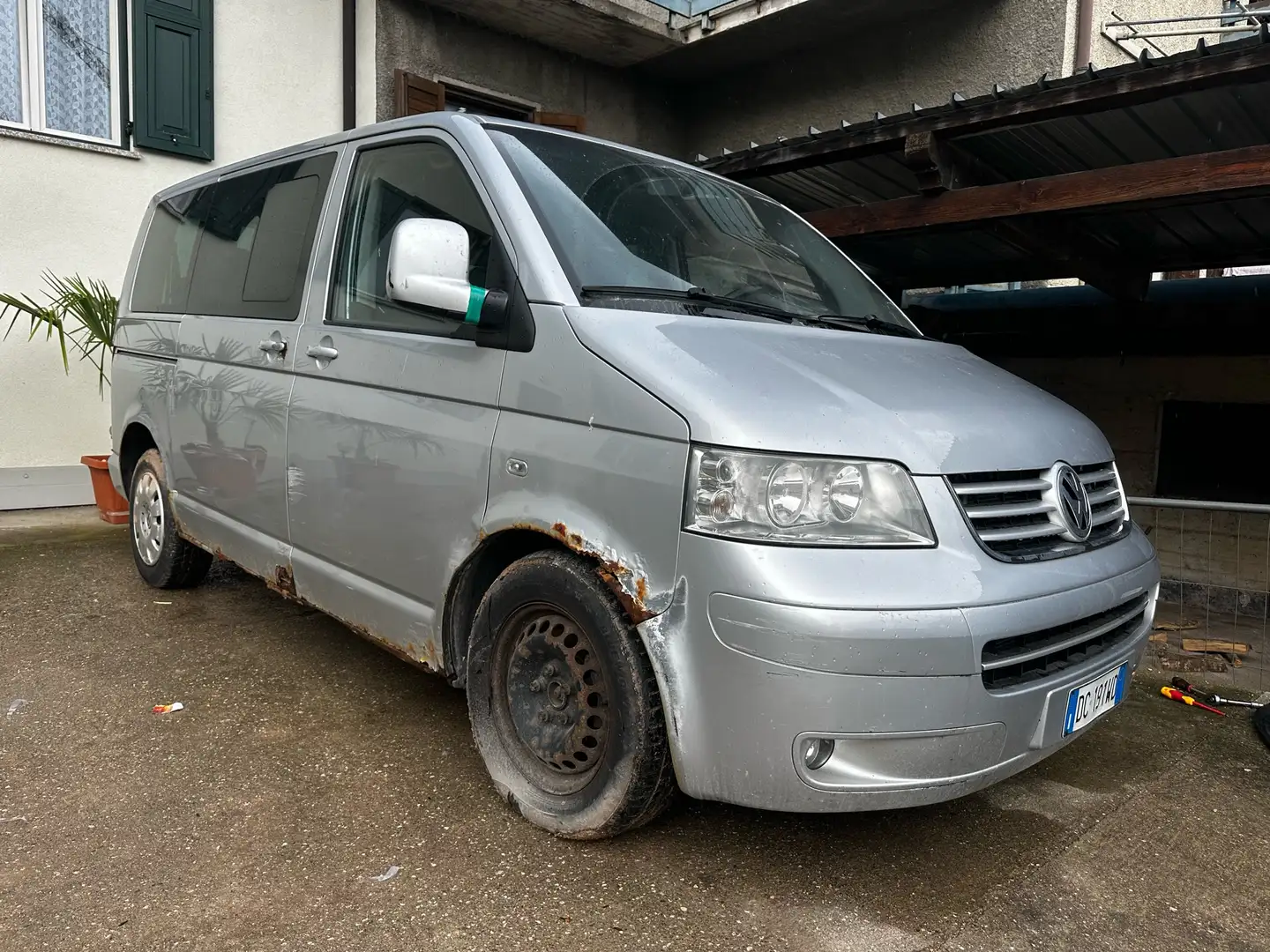 Volkswagen T5 Caravelle 4x4 4 motion - 2