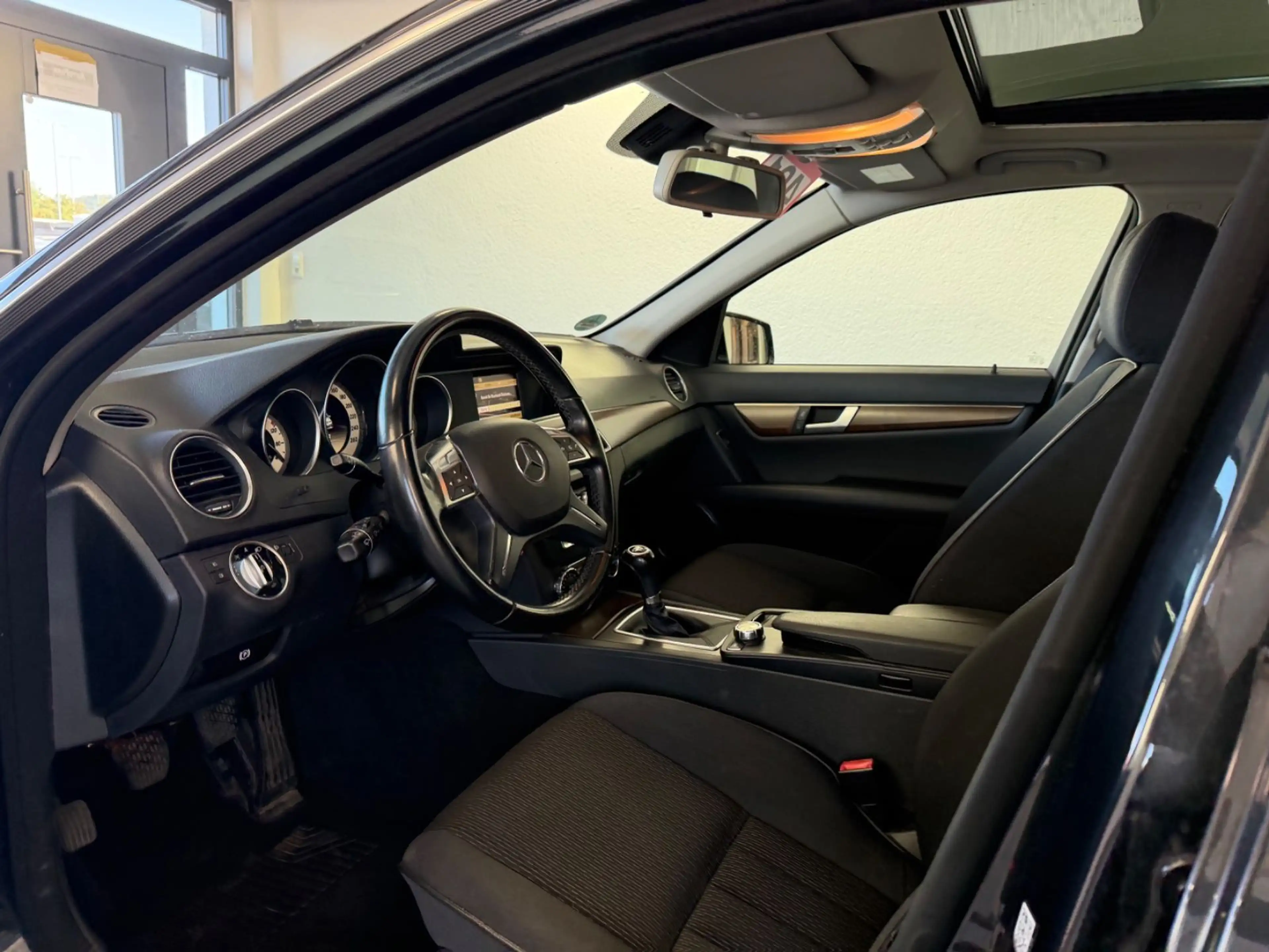 Mercedes-Benz C 220 T CDI BlueE. Elegance*AHK*Navi*SHD — photo 12
