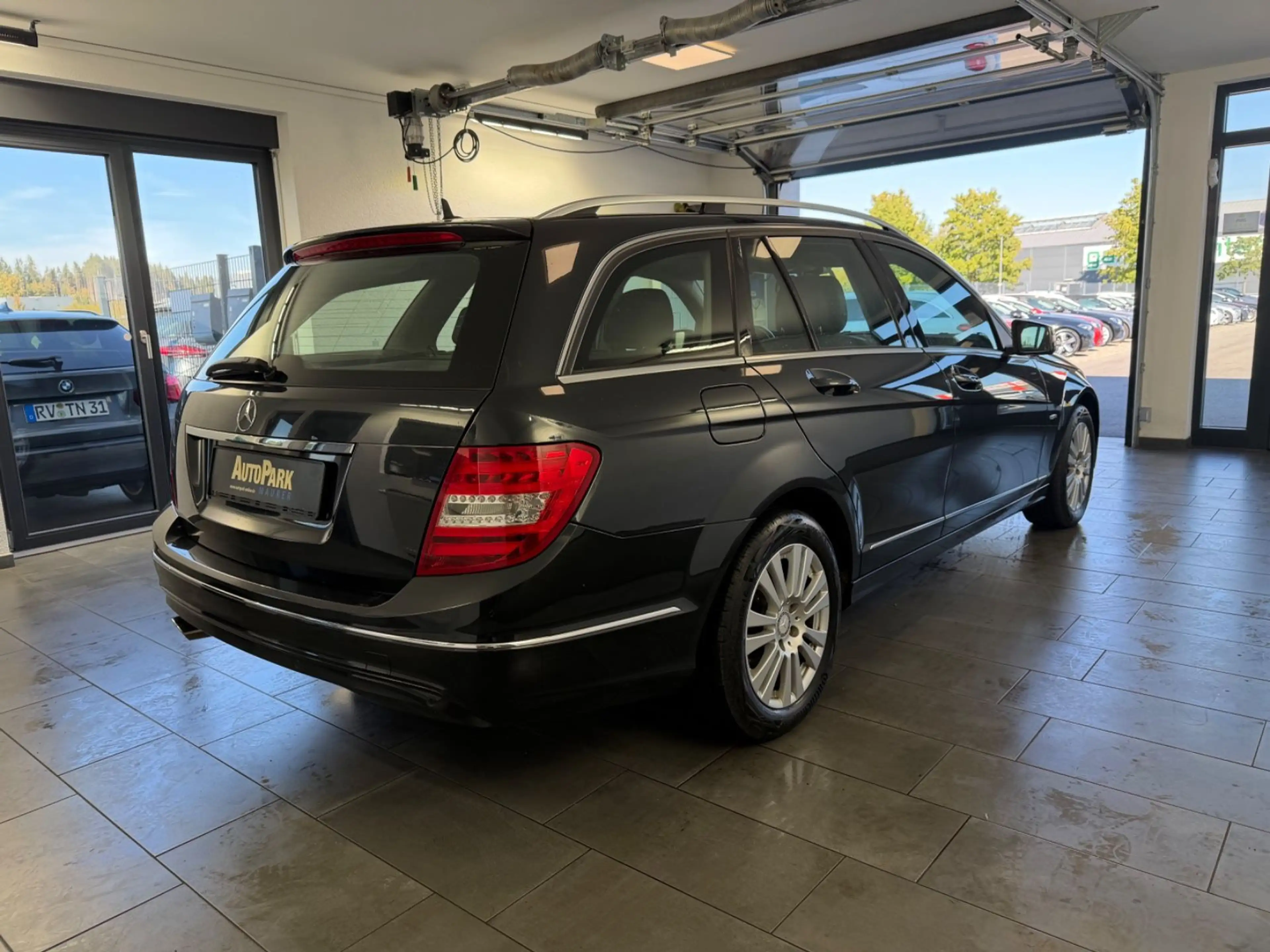 Mercedes-Benz C 220 T CDI BlueE. Elegance*AHK*Navi*SHD — photo 5